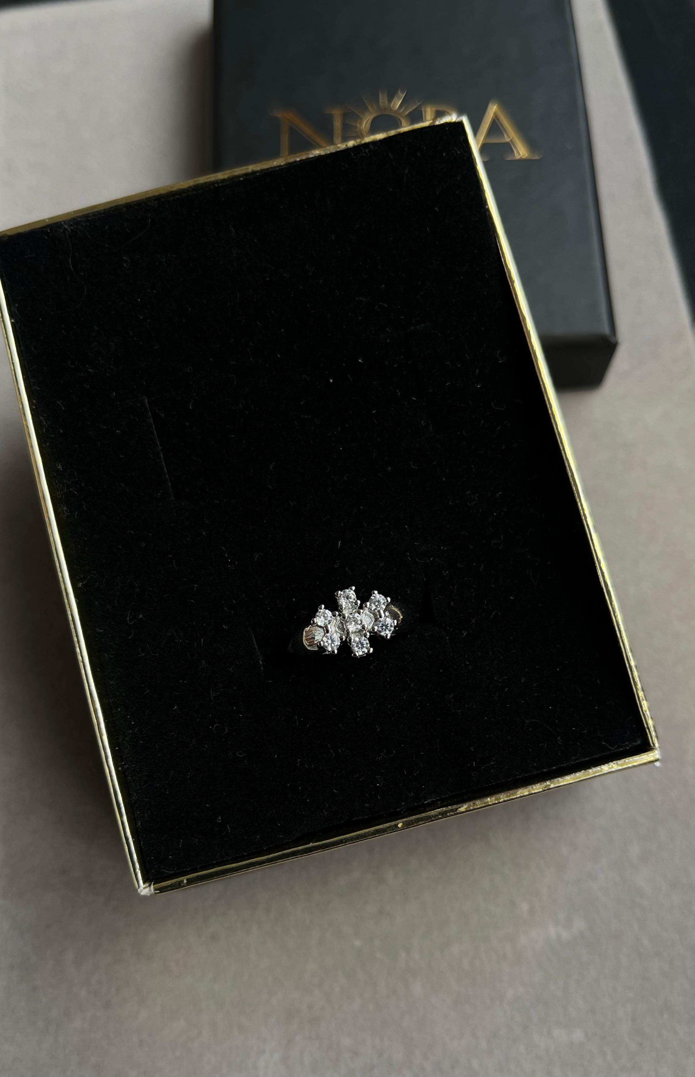 Taşlı Silver Yüzük