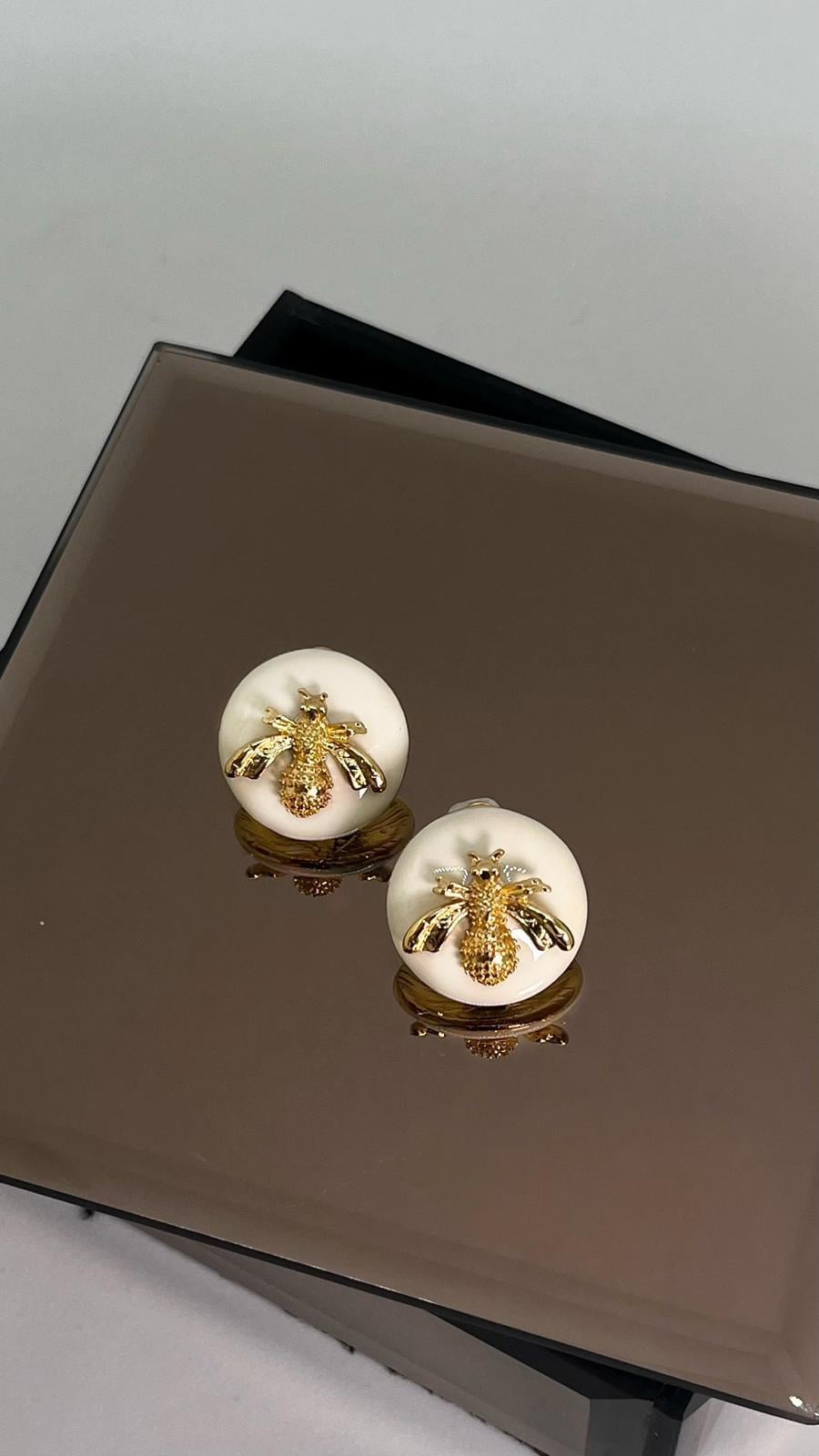 White Bee Küpe
