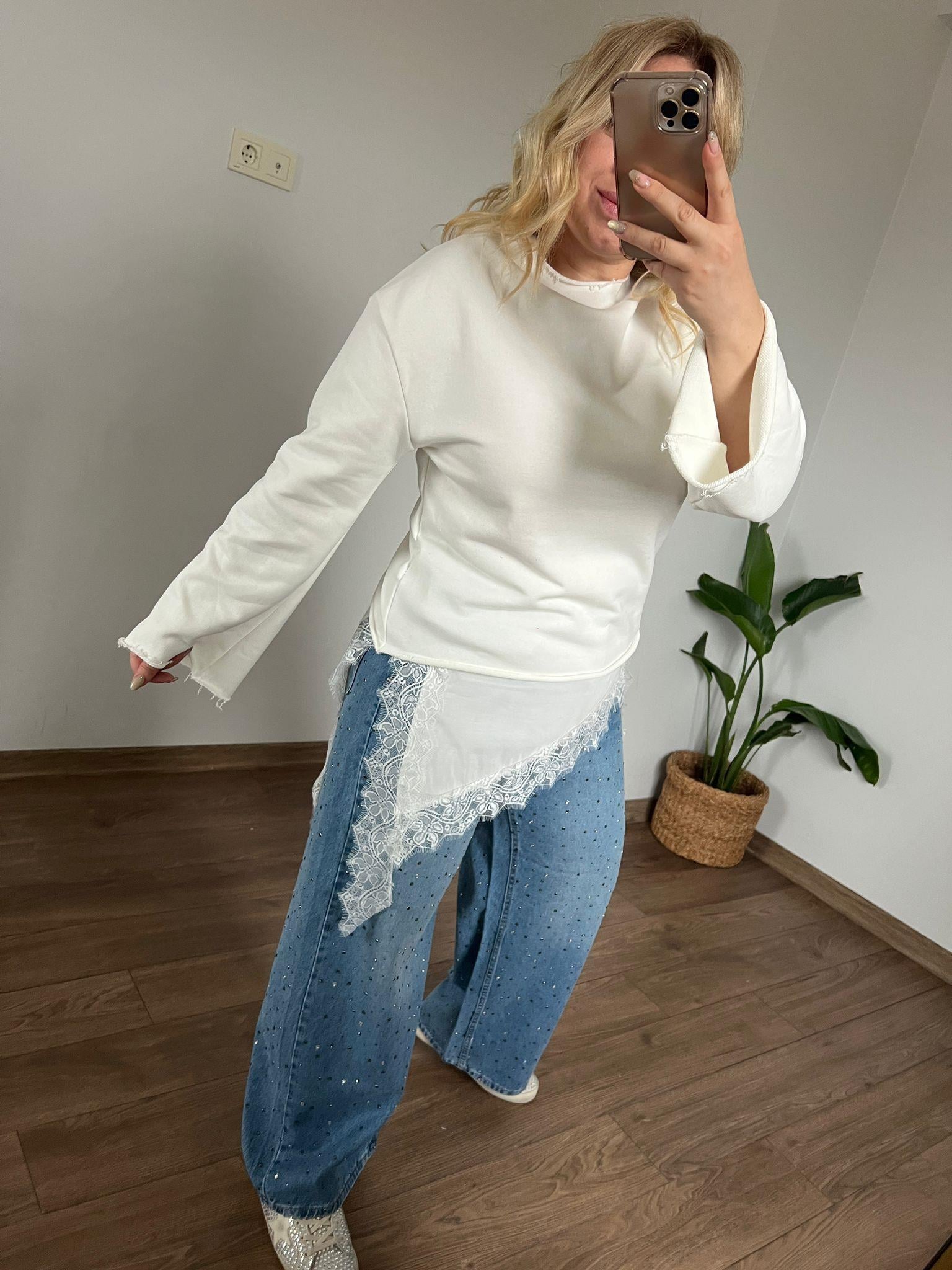 Dantel Detaylı İki İplik Sweat Shirt(Krem)