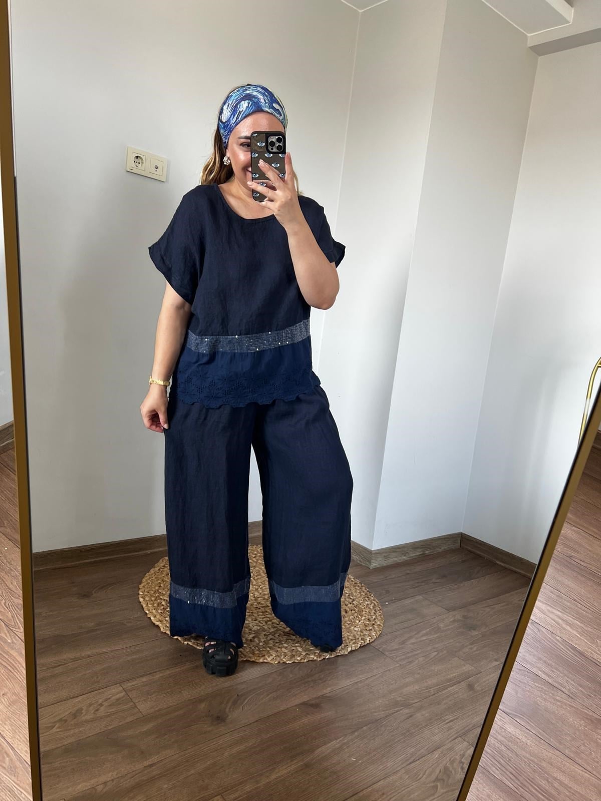 Fisto ve Payet Detaylı İtalyan Keten Oversize Bluz (Lacivet) 