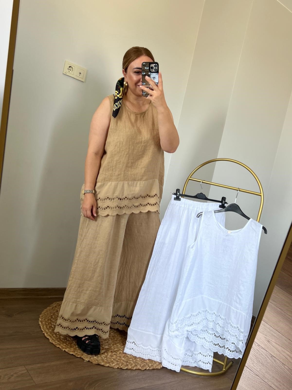 Paçası Fisto Detaylı İtalyan Keten Pantolon (Camel) 