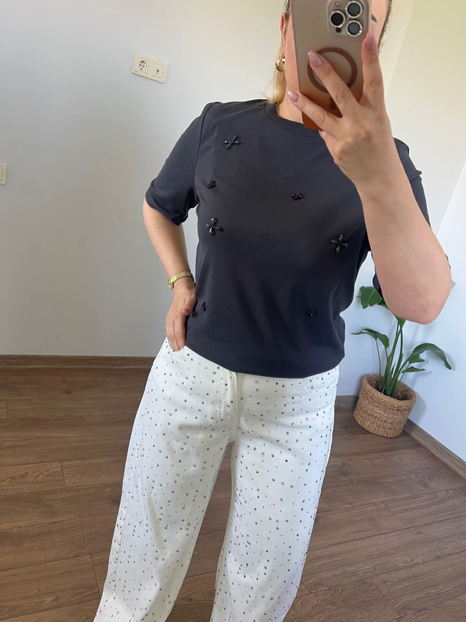 Şeffaf Taş Detaylı  Tshirt (Siyah) 