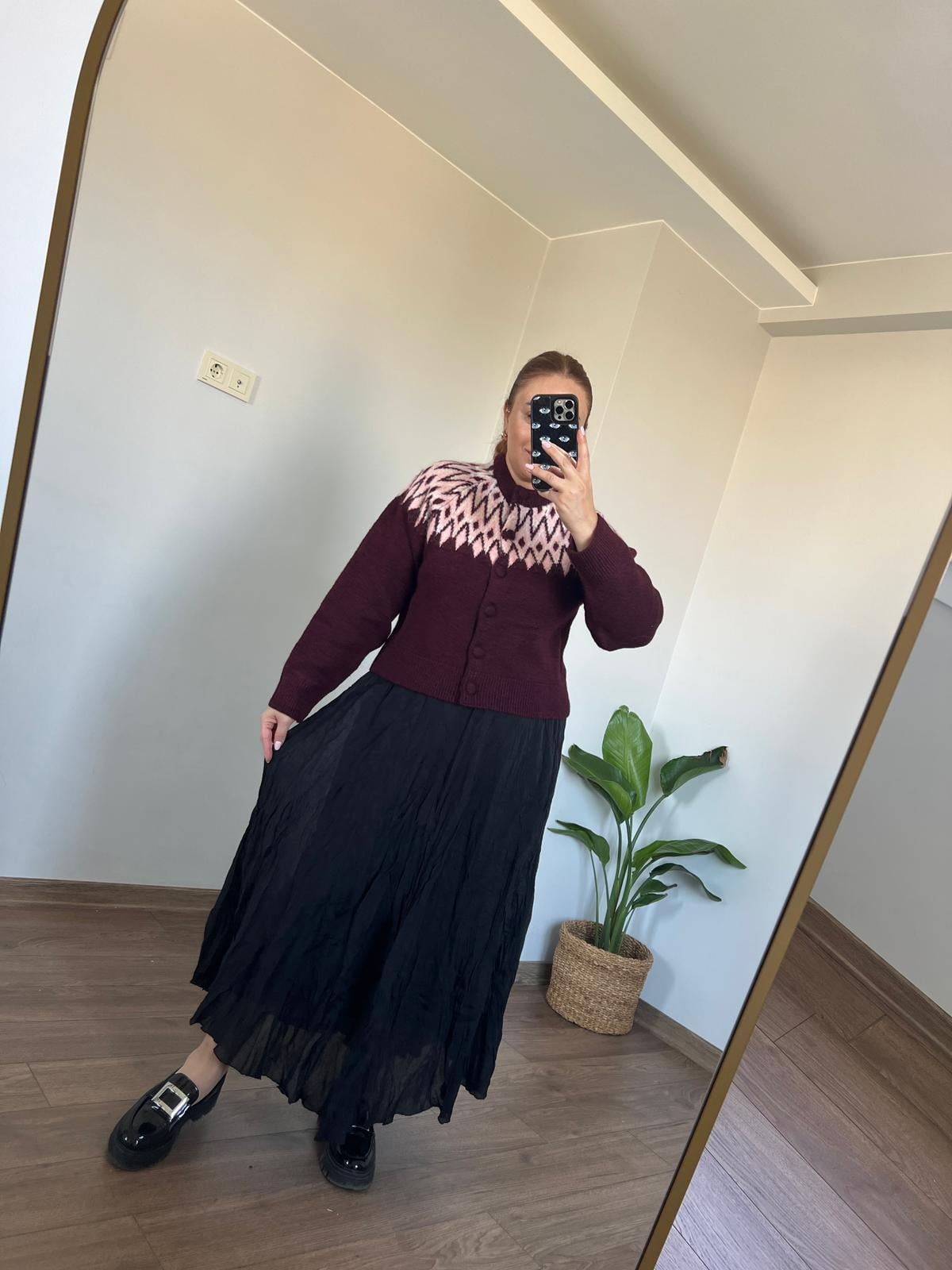 Siyah Kırışık Maxi Boy Etek