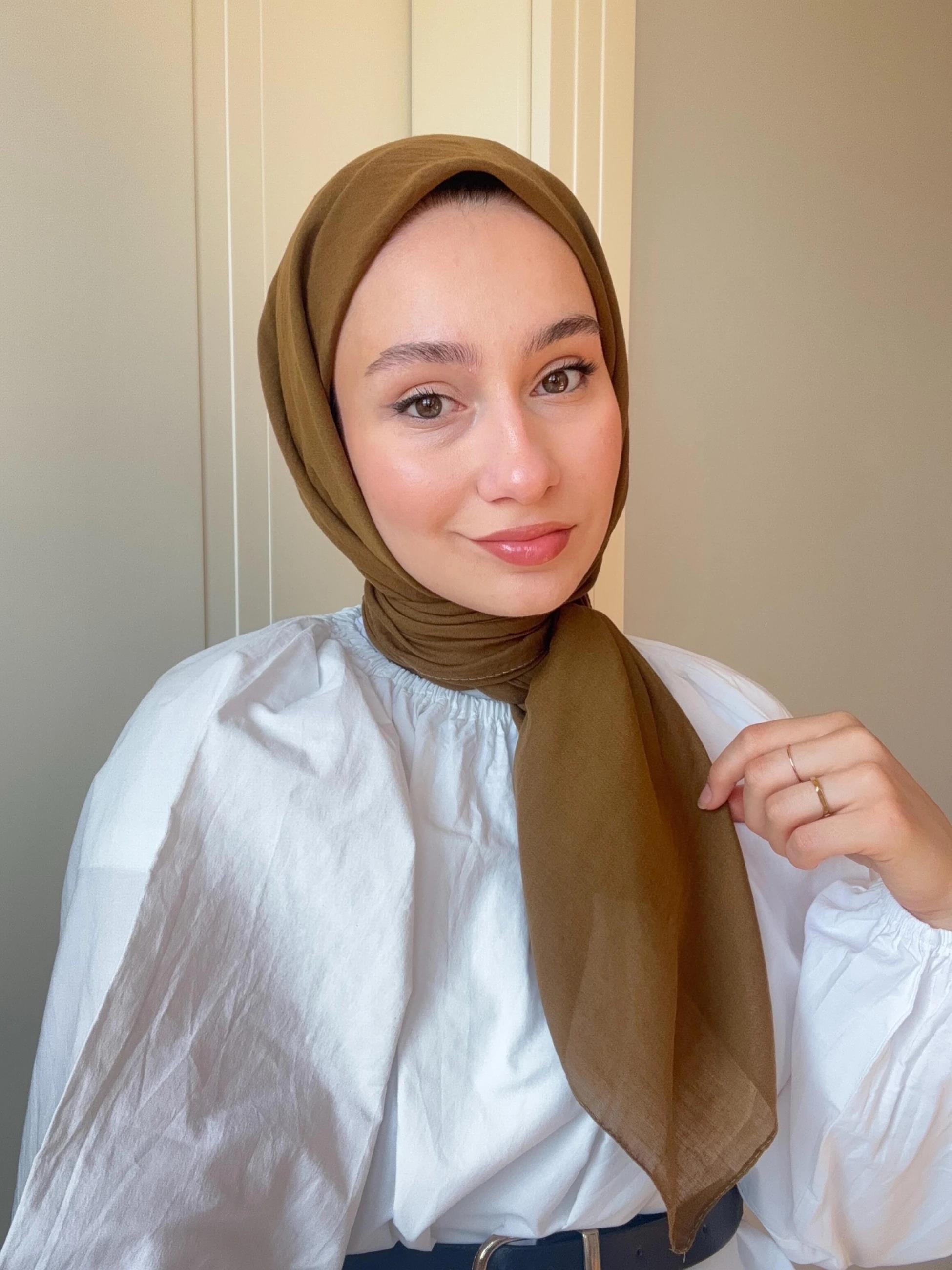 Lora Pamuk Eşarp
