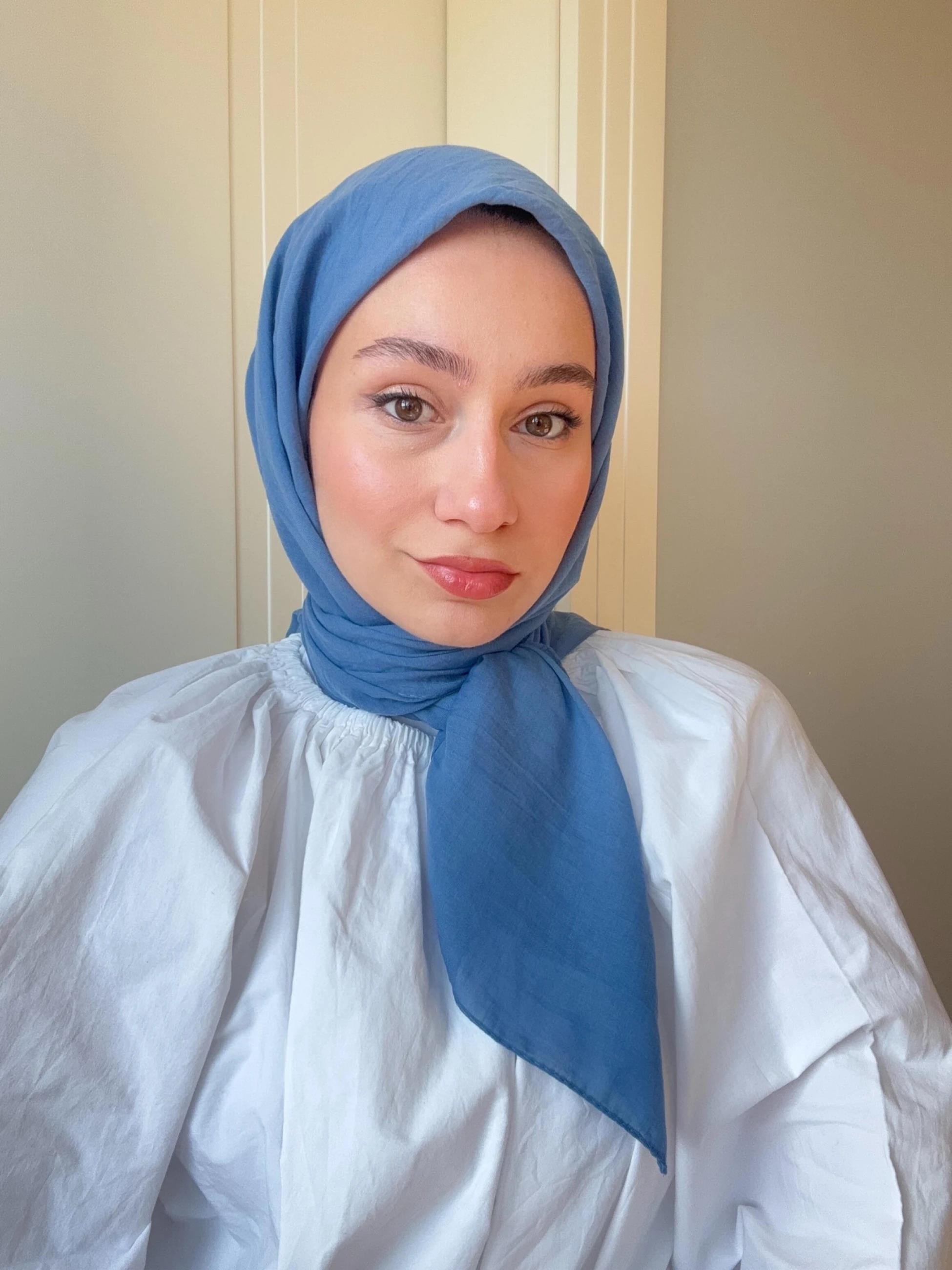 Lora Pamuk Eşarp