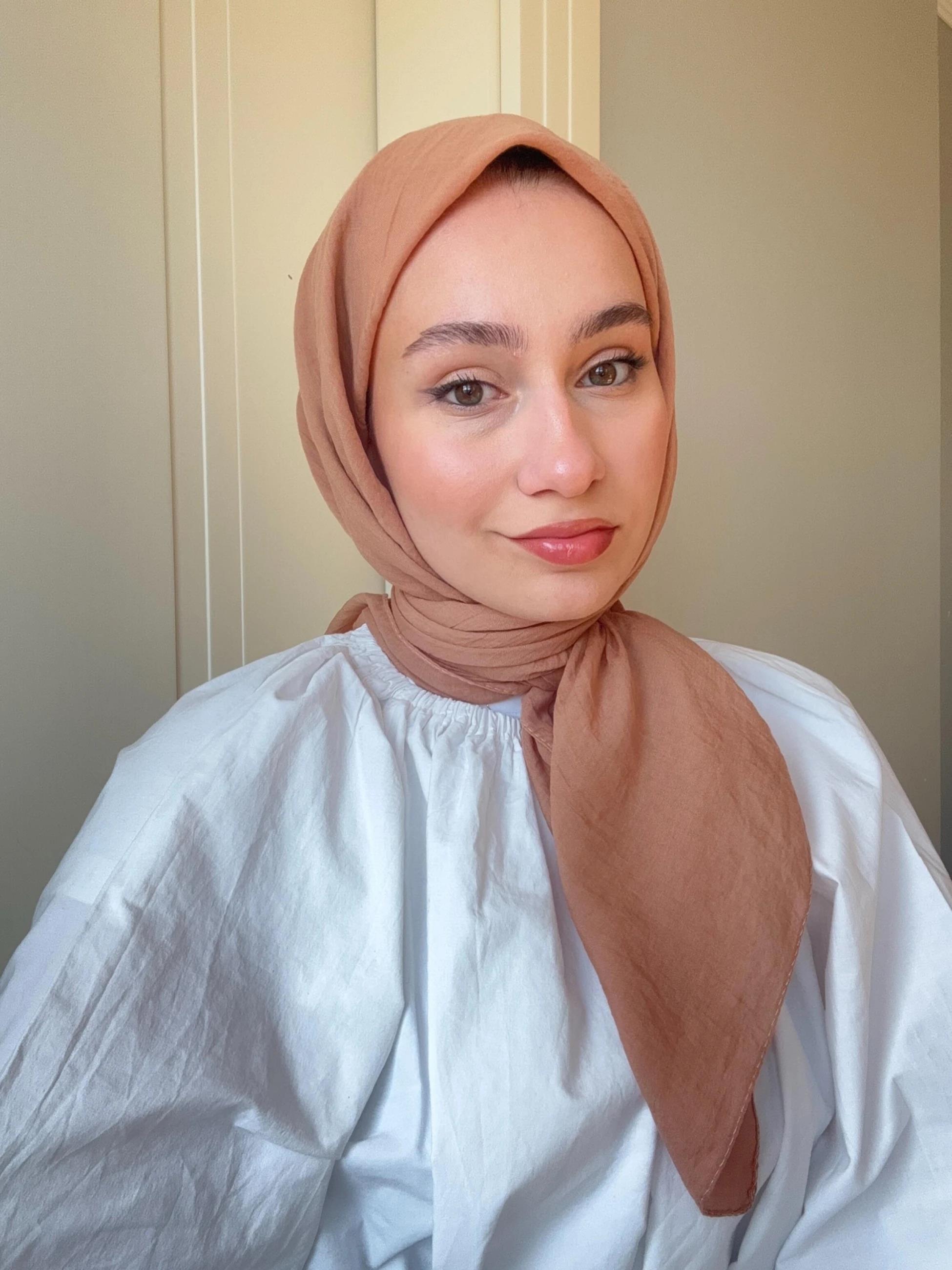 Lora Pamuk Eşarp