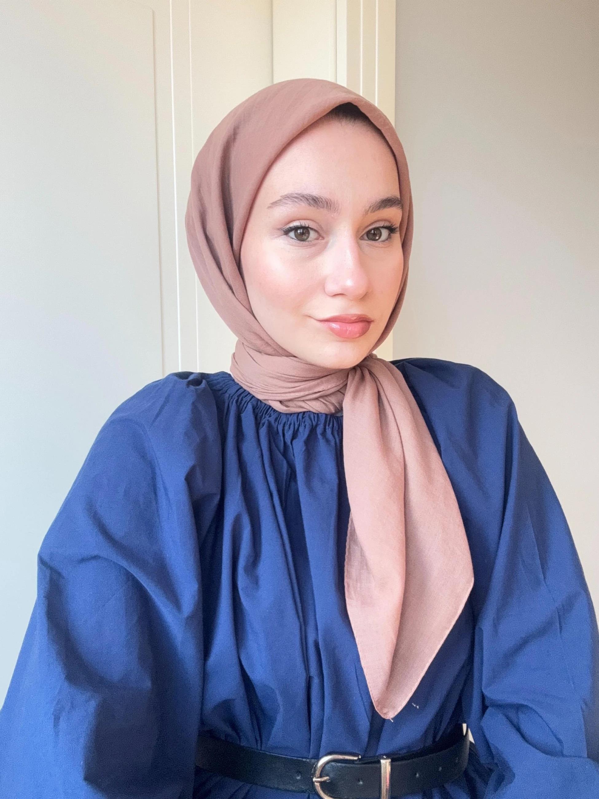 Lora Pamuk Eşarp