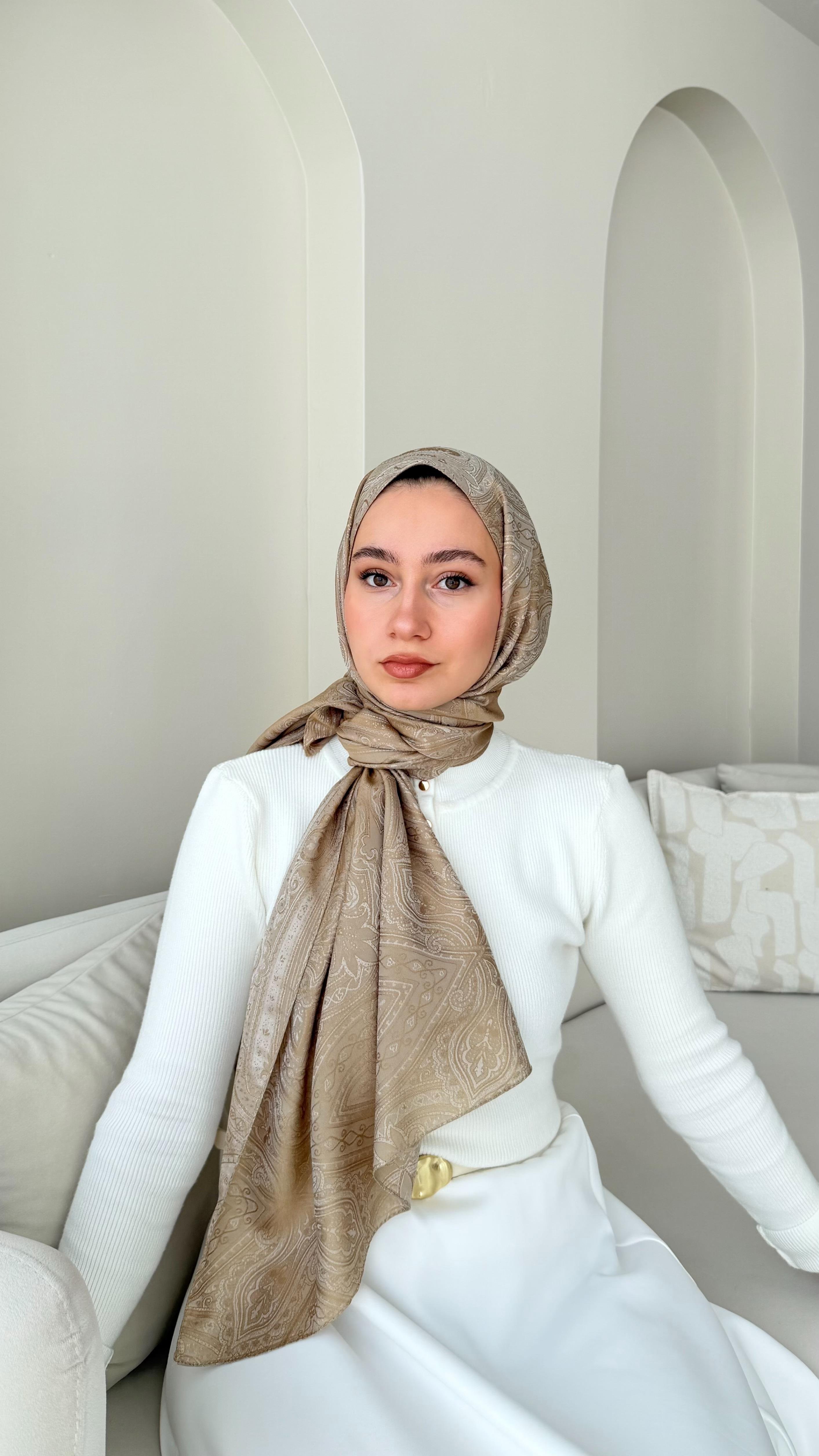 Retro Vual Jakar Şal-Latte
