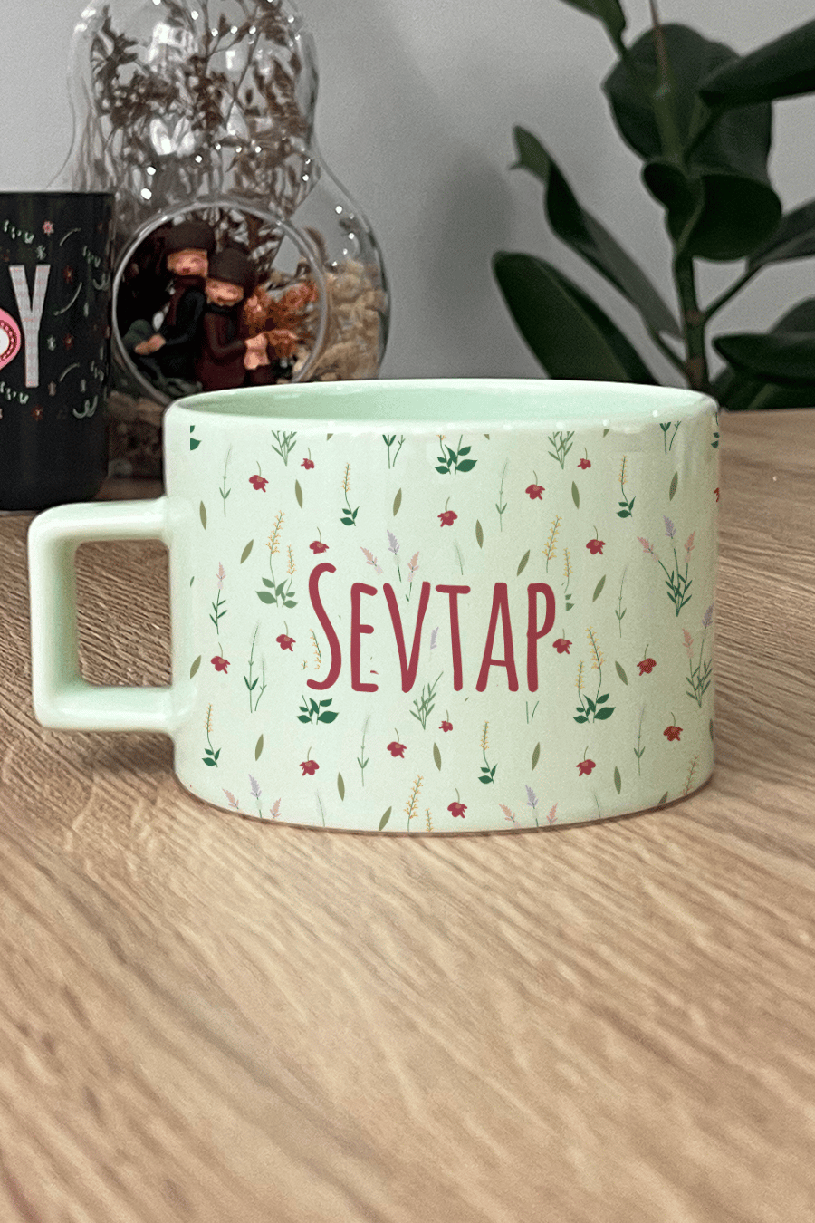 Çiçek Desenli Kişiye Özel Lüks Pastel Fincan