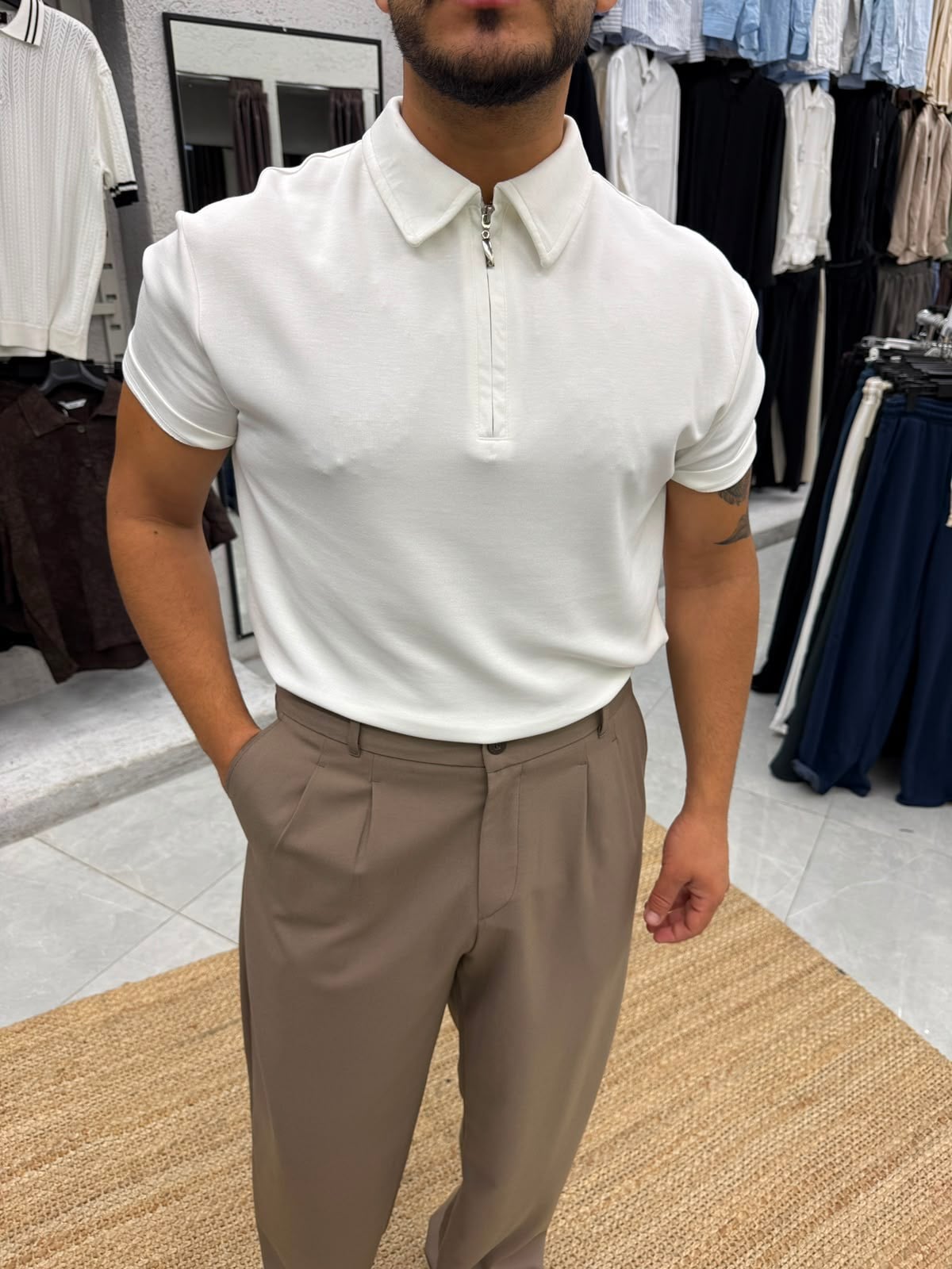 Beyaz Nushi Oysh Polo Yaka
