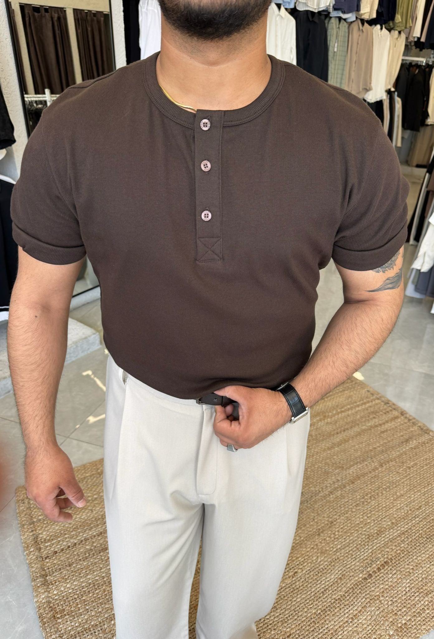 Kahve Hanley Yaka Fitilli T-shirt