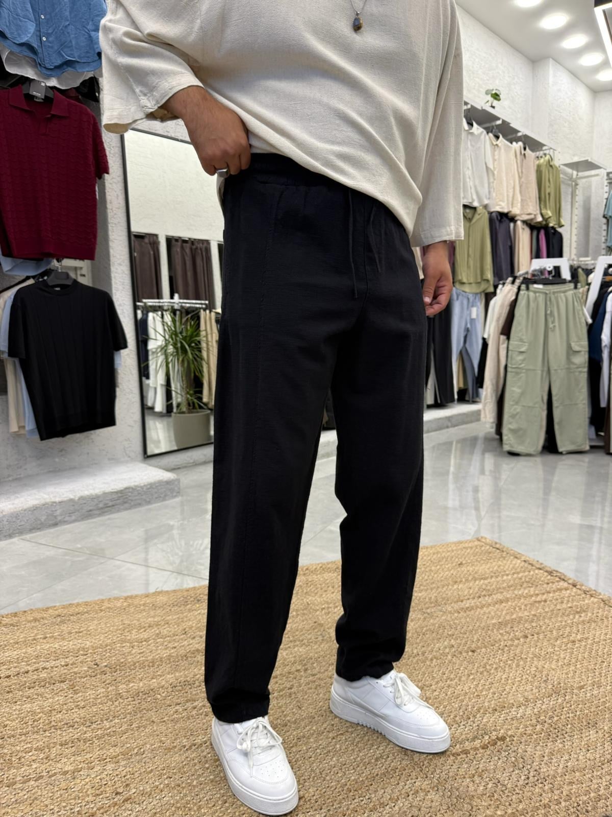 Siyah Şerit Detaylı Keten Pantolon
