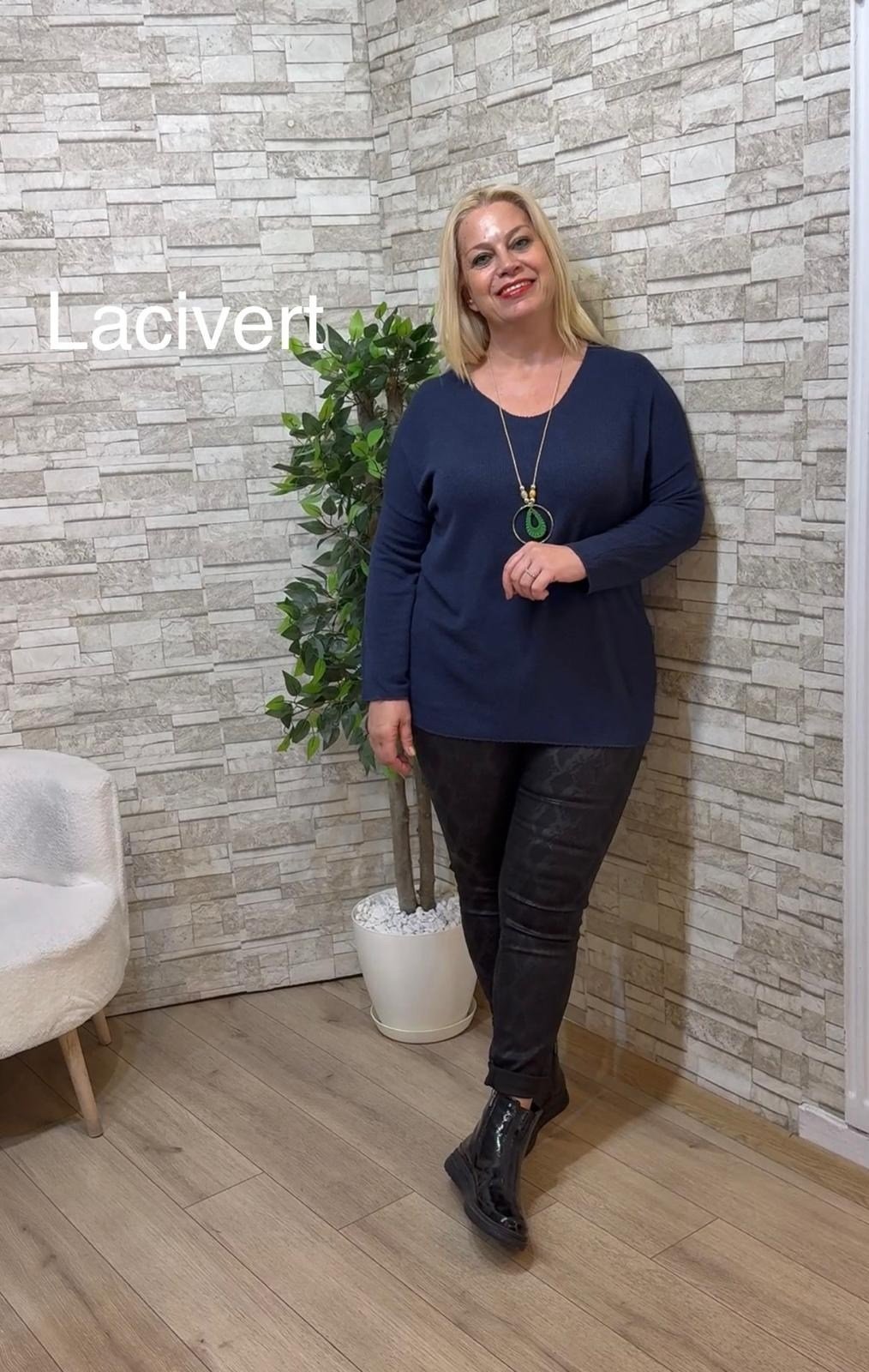 1254 İTALYAN YUMOŞ TRİKO-LACİVERT