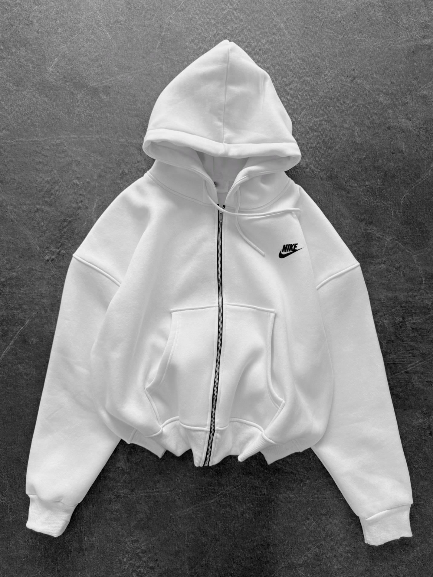 Beyaz Basic Nike Hırka