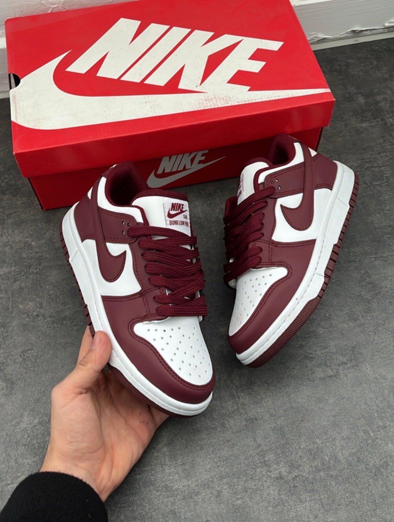 DUNK LOW BORDO