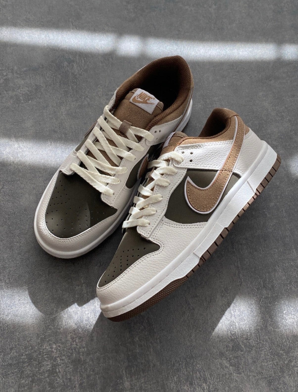 DUNK LOW KAHVE BEYAZ