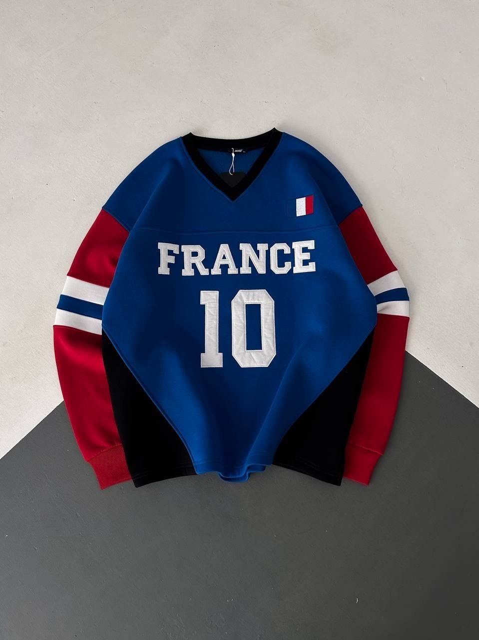 FRANCE 10 SWEAT