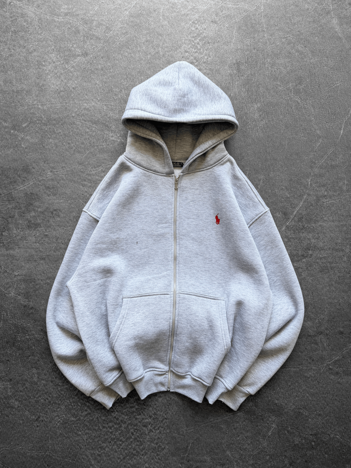 GRİ KIRMIZI POLO HIRKA