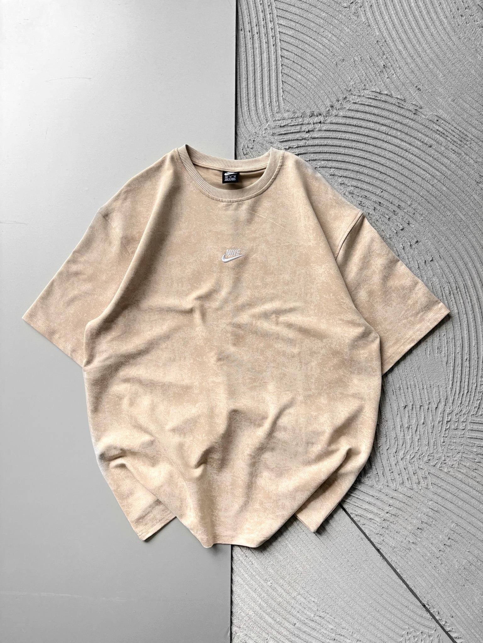 KREM BATİK NİKE TSHİRT