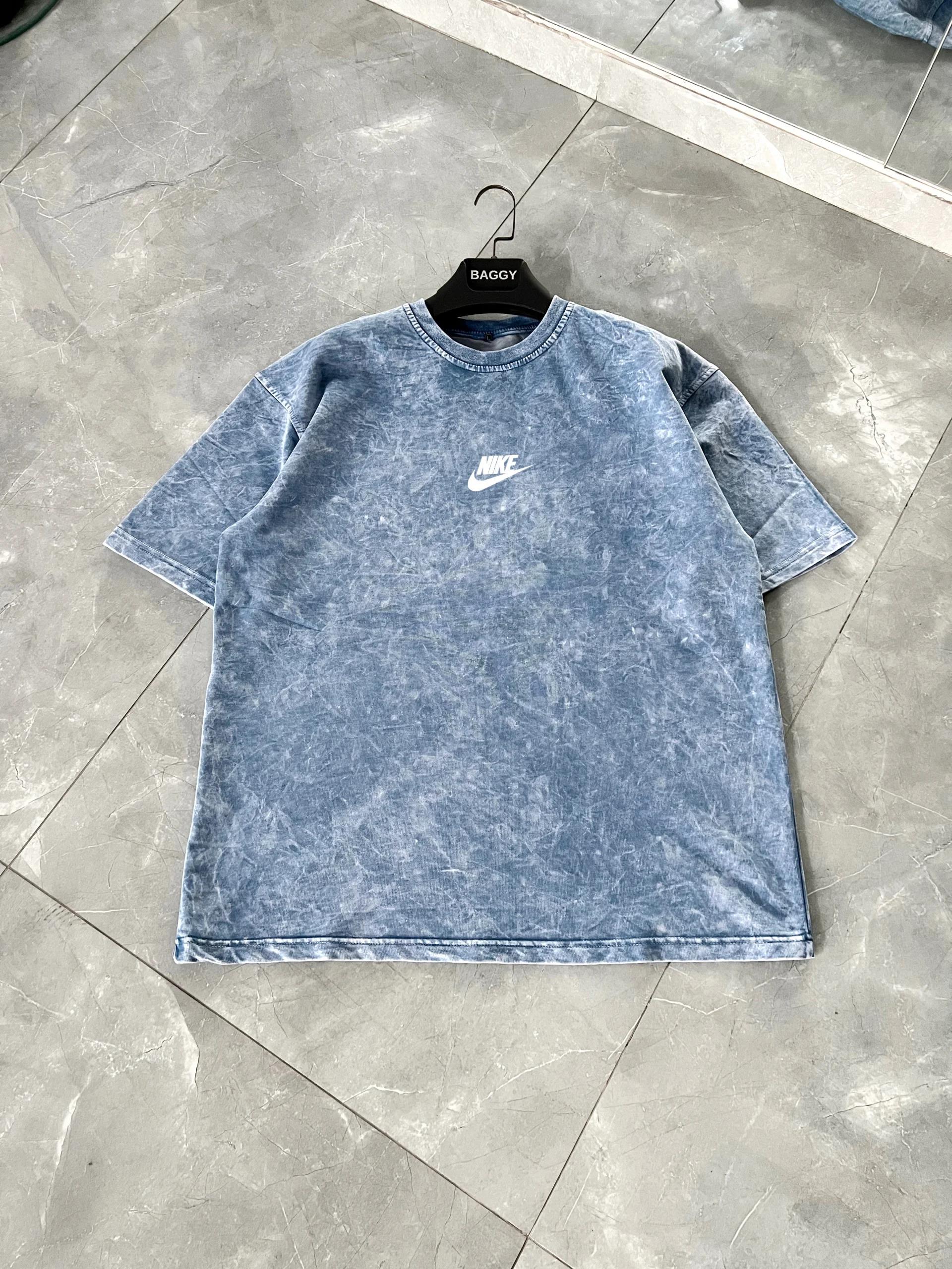 Mavi Yıkama Yazı Nk Tshirt