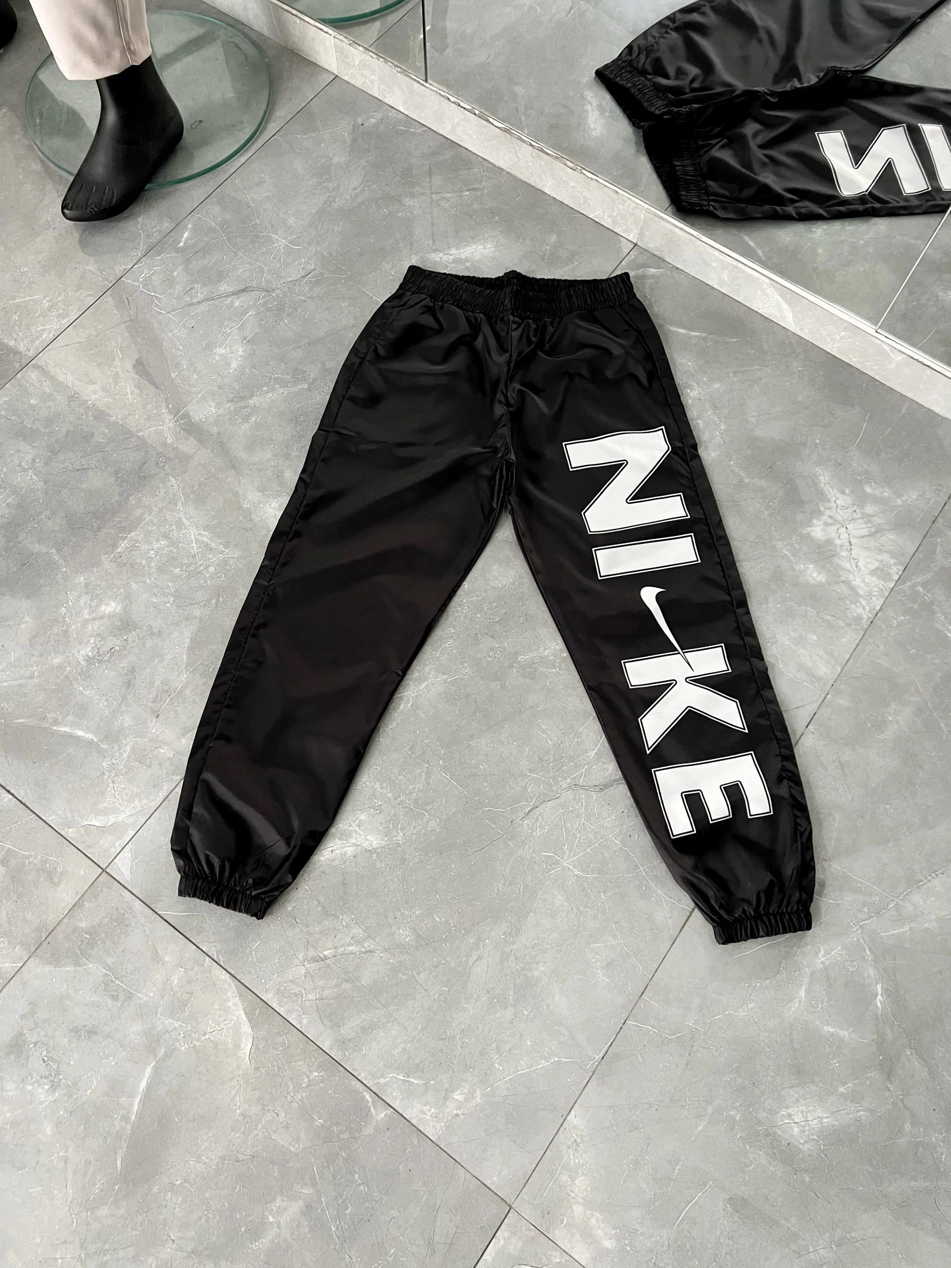 Paça Lastikli Nike Eşofman