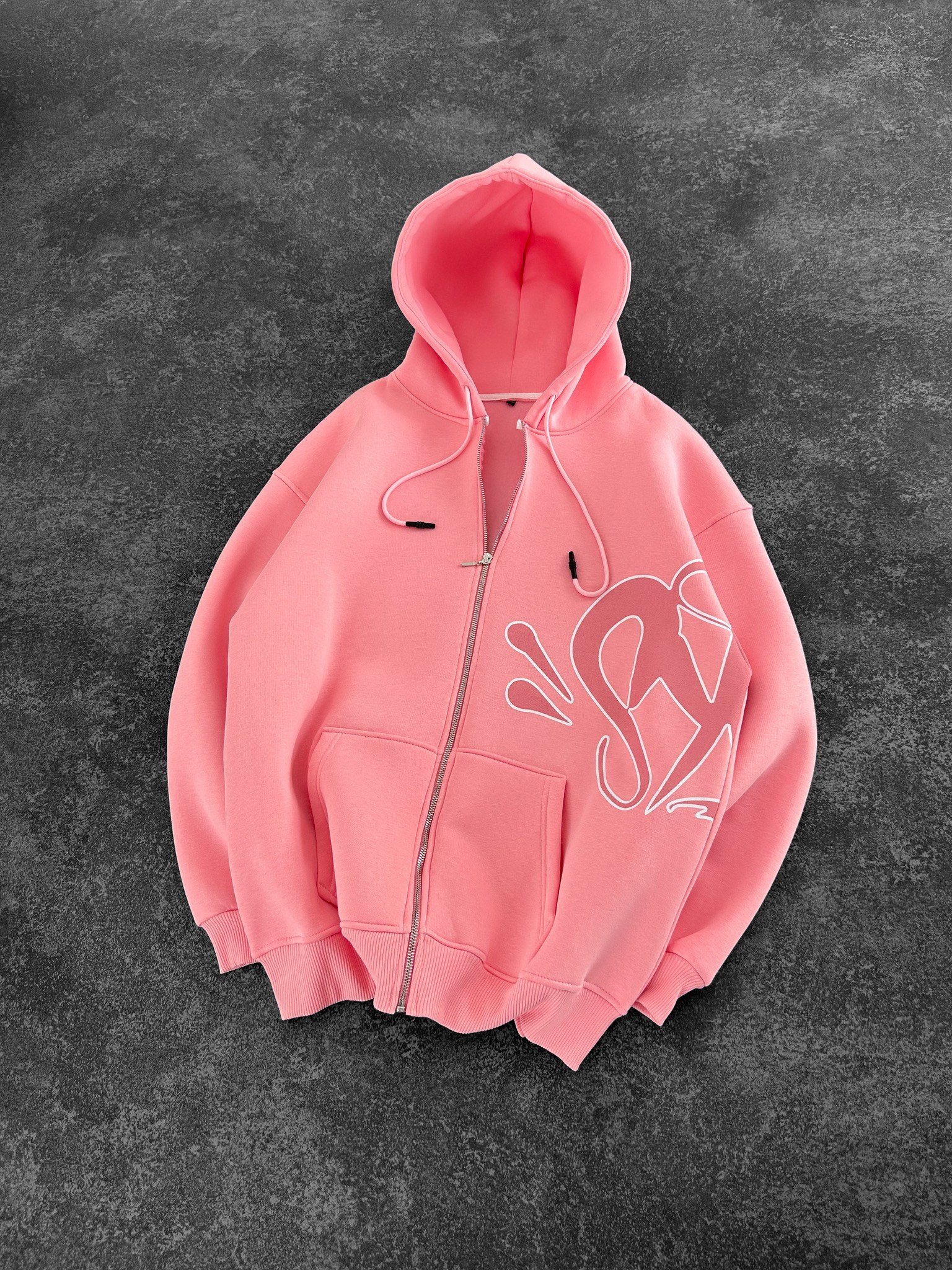 PEMBE SYNA HIRKA