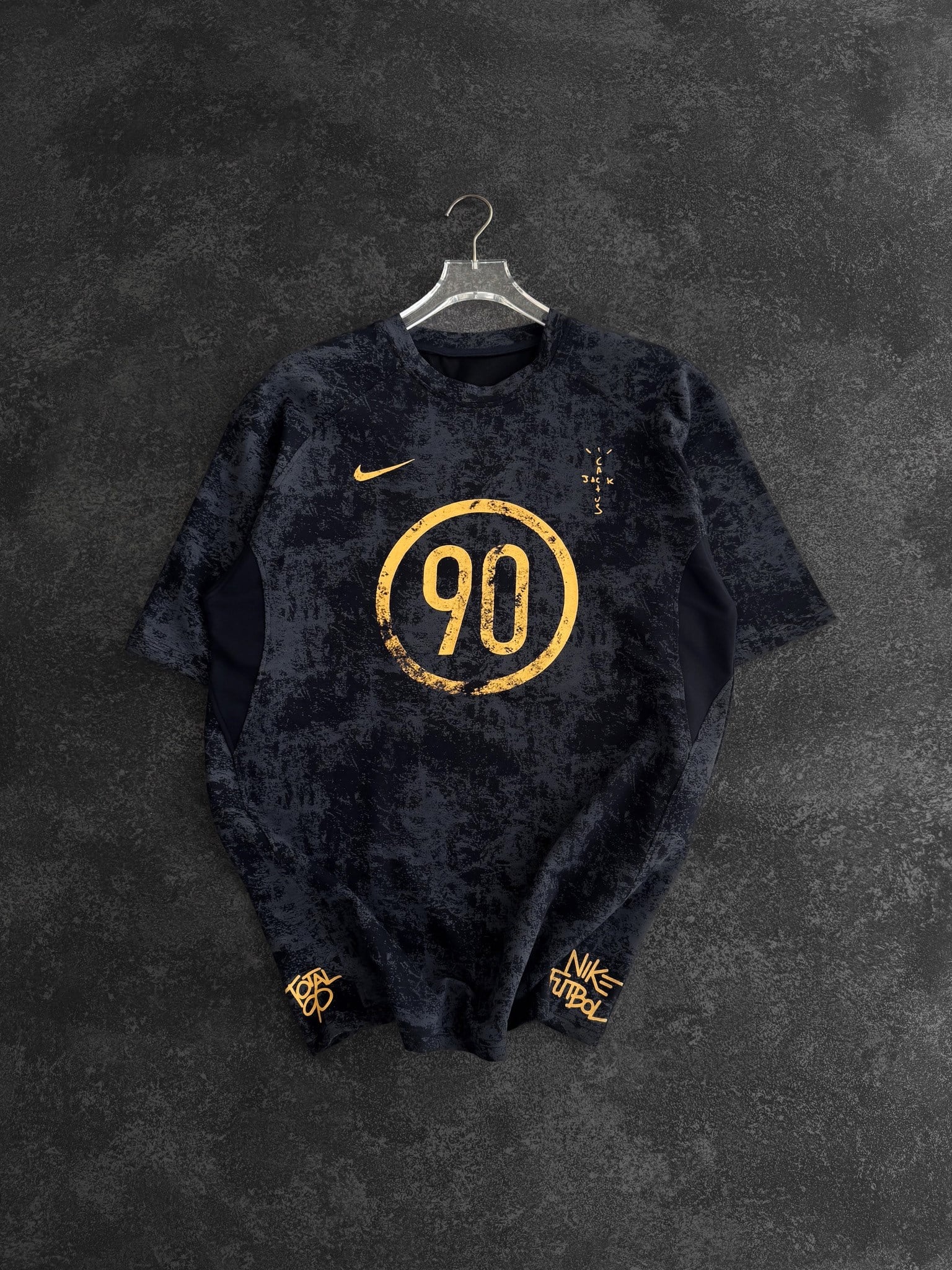 SİYAH 90 TRAVİS TSHİRT