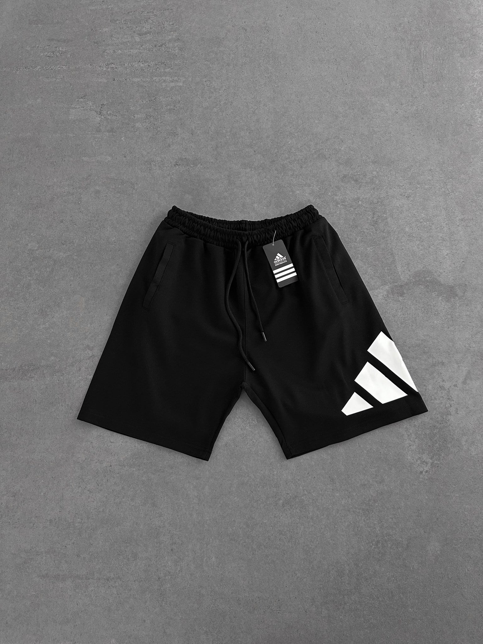 SİYAH ADİDAS ŞORT