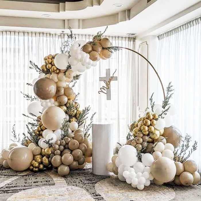 Haç Figürlü Premium Vaftiz Fotoğraf Alanı Balon Kemer Konsepti