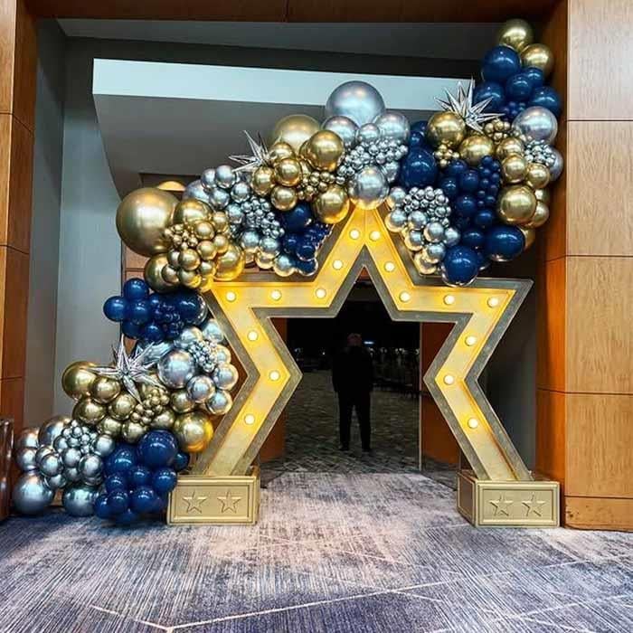 Işıklı Yıldız Kapı Mitzvah Balon Süsleme Konsepti
