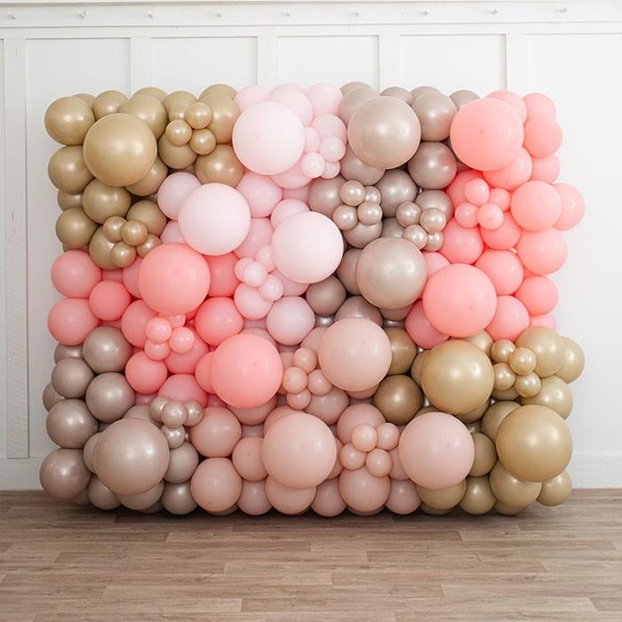 Kahverengi Pembe Balon Duvarı