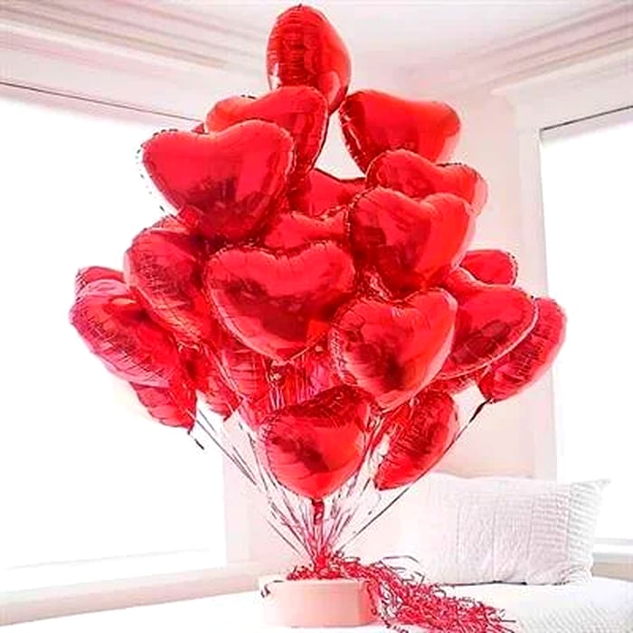 Kalp Uçan Balon