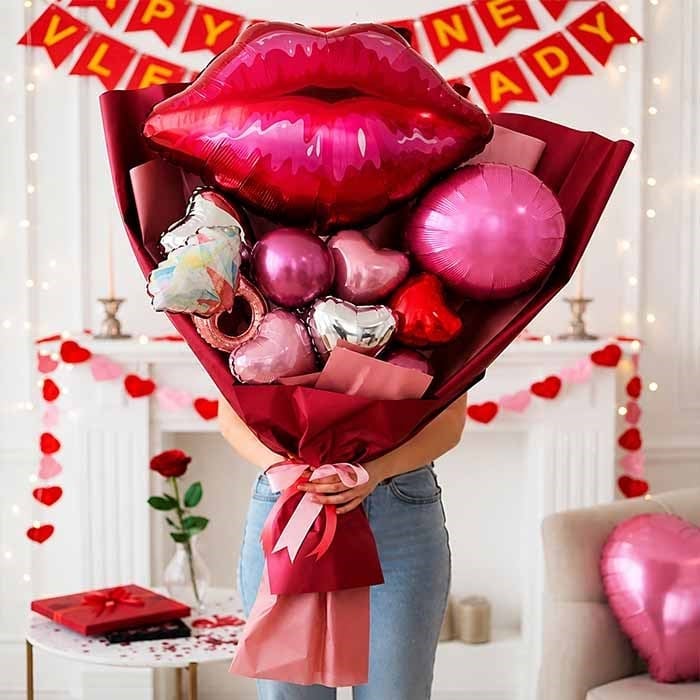 Sevgililer Günü Dudaklı Balon Buketi