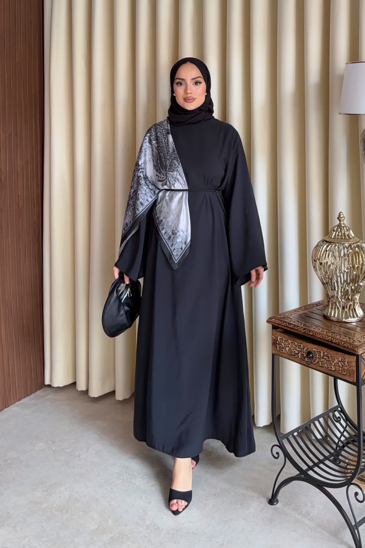 Alira Elbise - Siyah