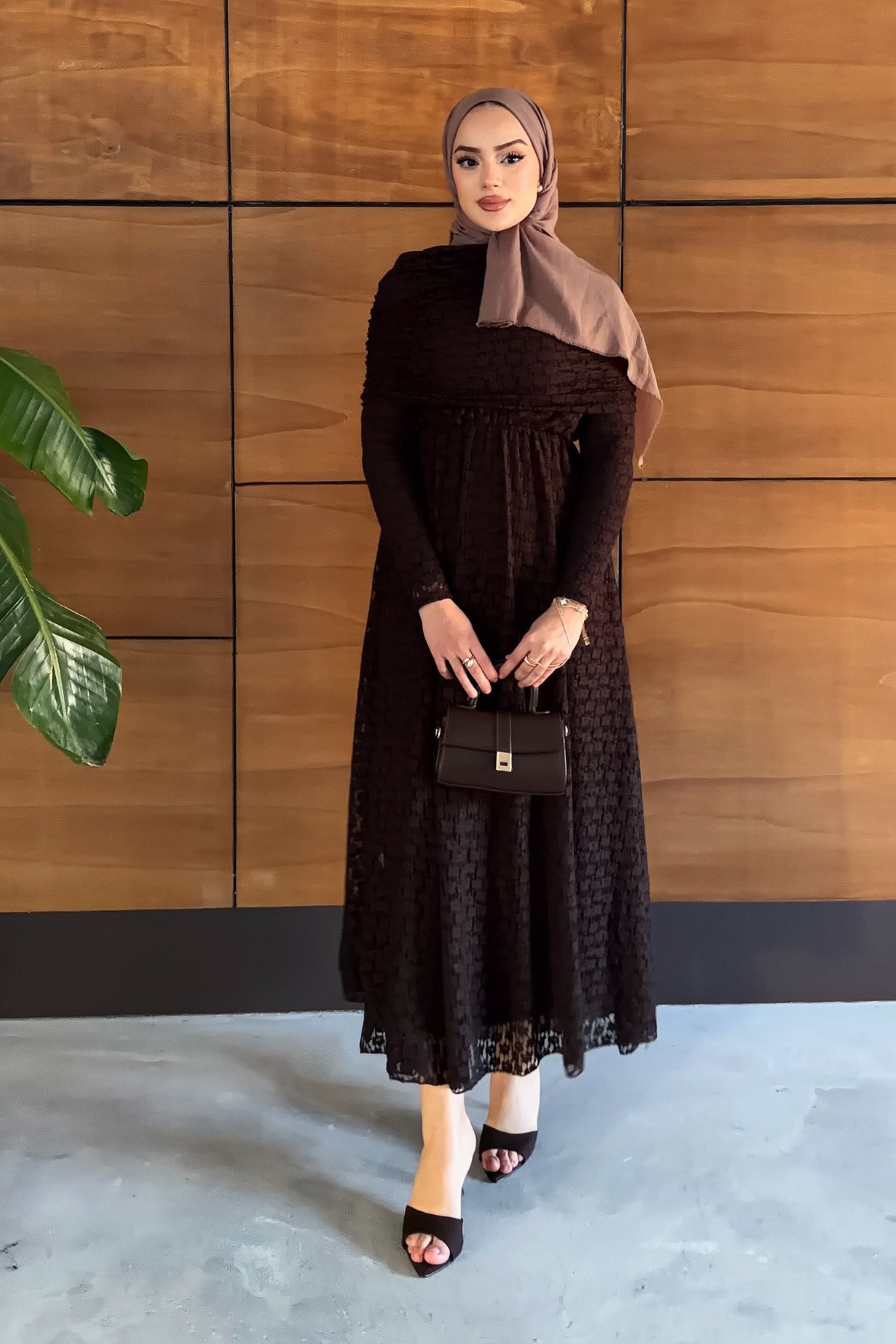 Amara Elbise - Kahverengi