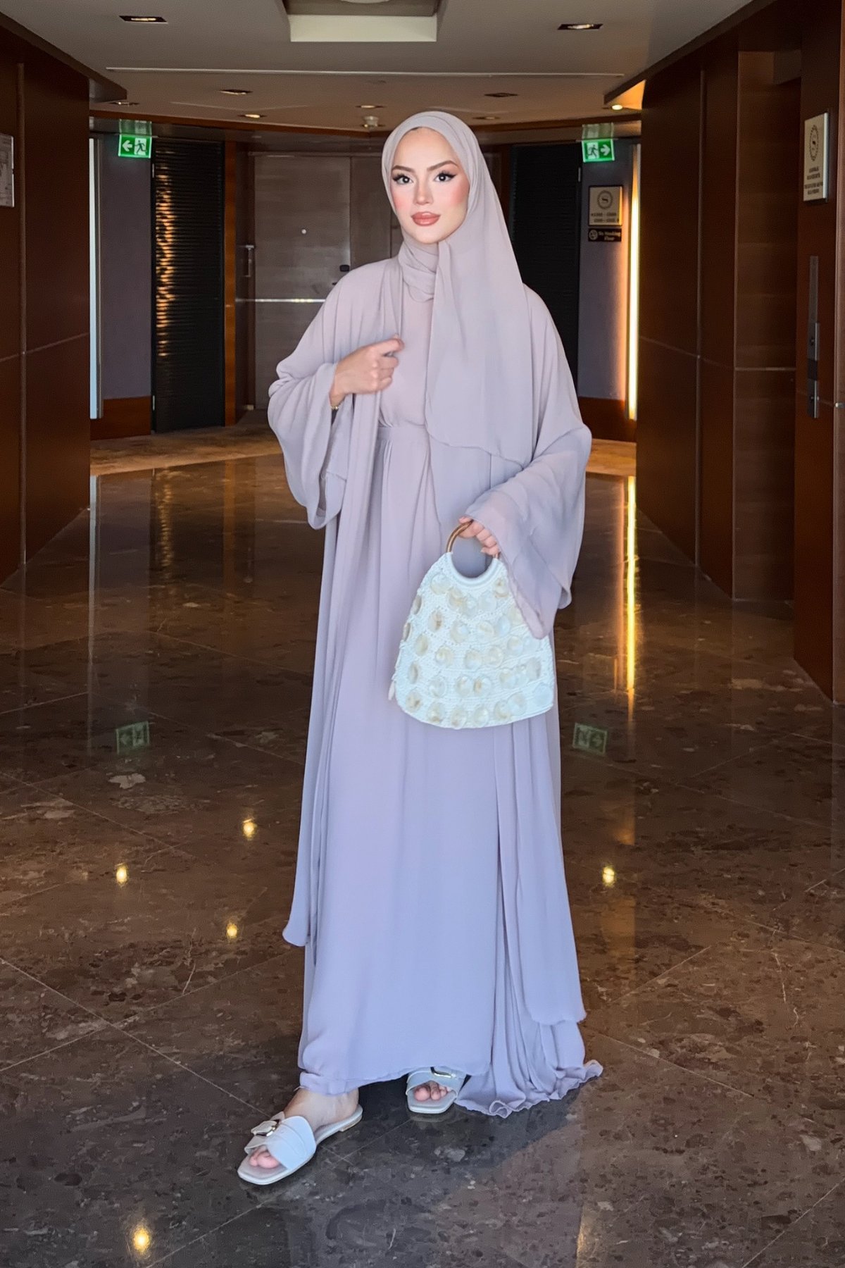 Mono Abaya - Vizon