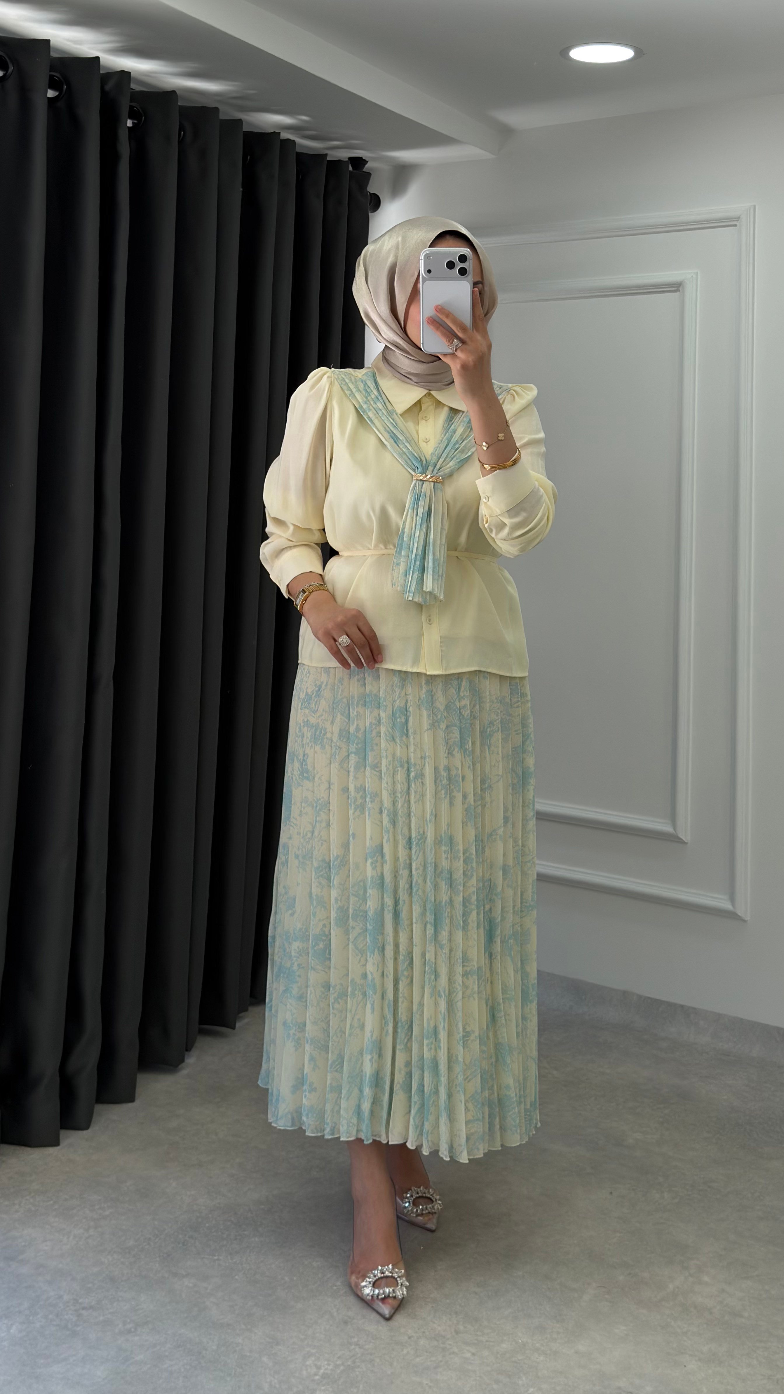 Hülya Takım | Mavi