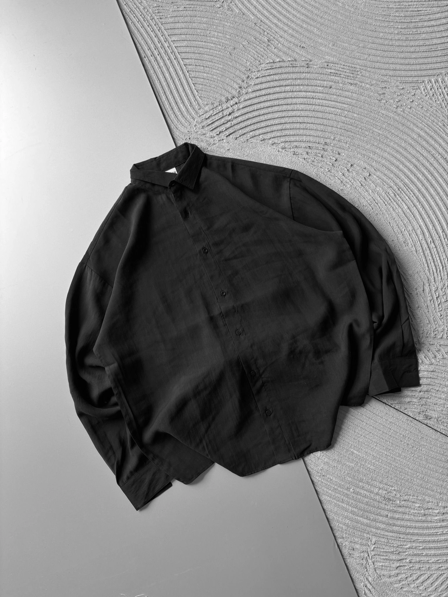 POLO YAKA MODAL KUMAŞ OVERSIZE GÖMLEK SİYAH