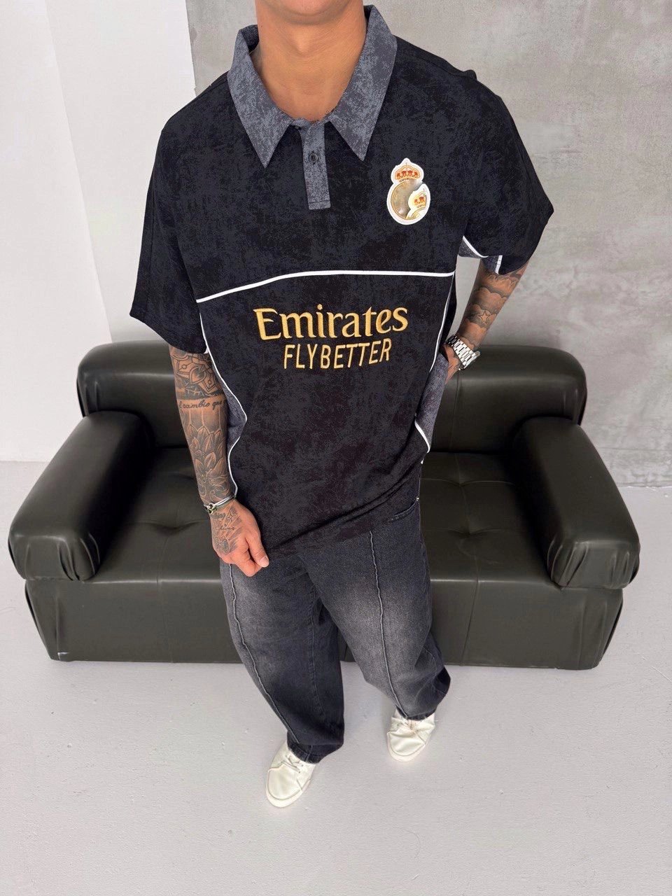 POLO YAKA YIKAMALI RM NAKIŞ OVERSIZE TSHIRT SİYAH