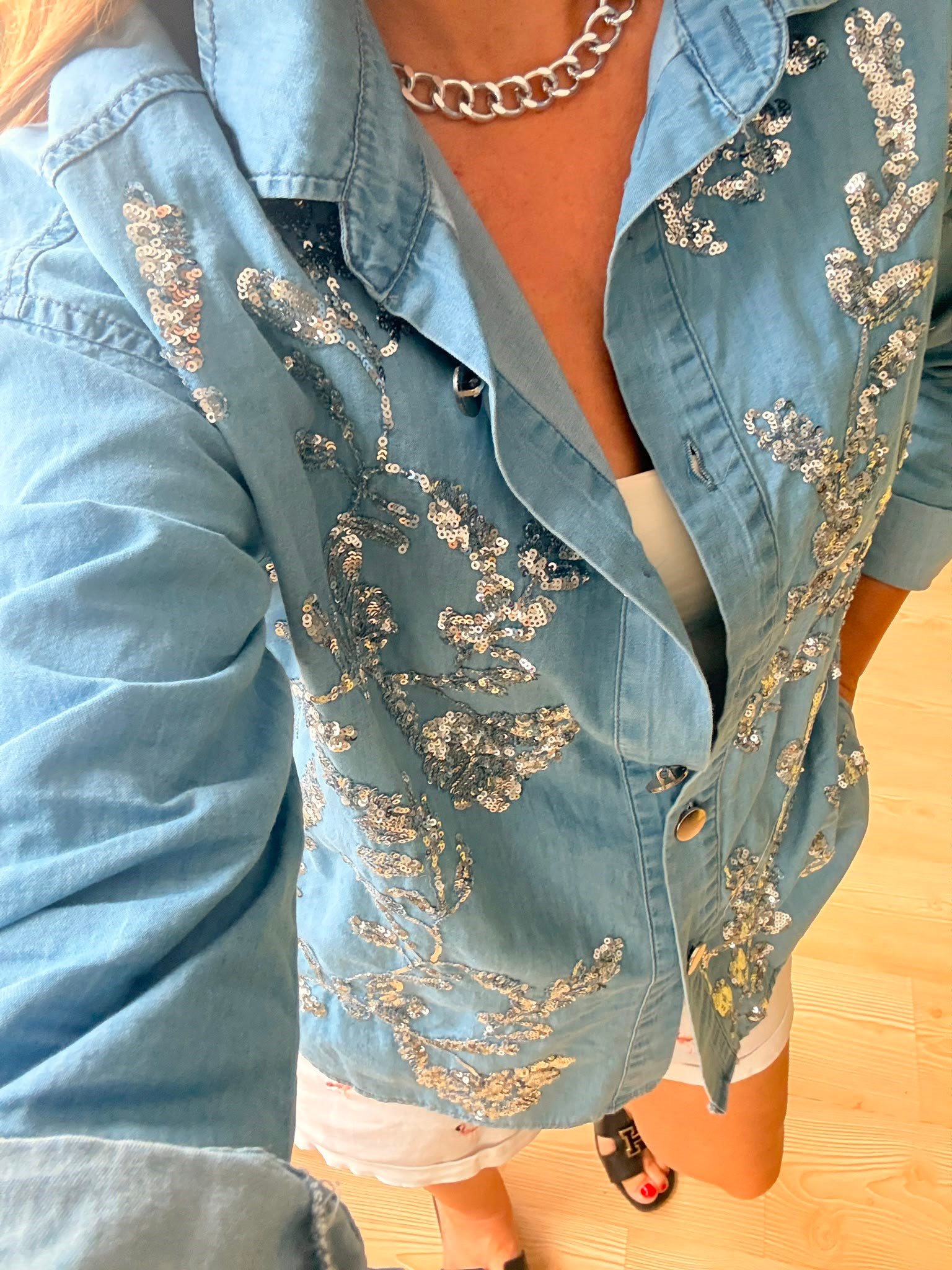 Luna Taş İşlemeli Denim Gömlek