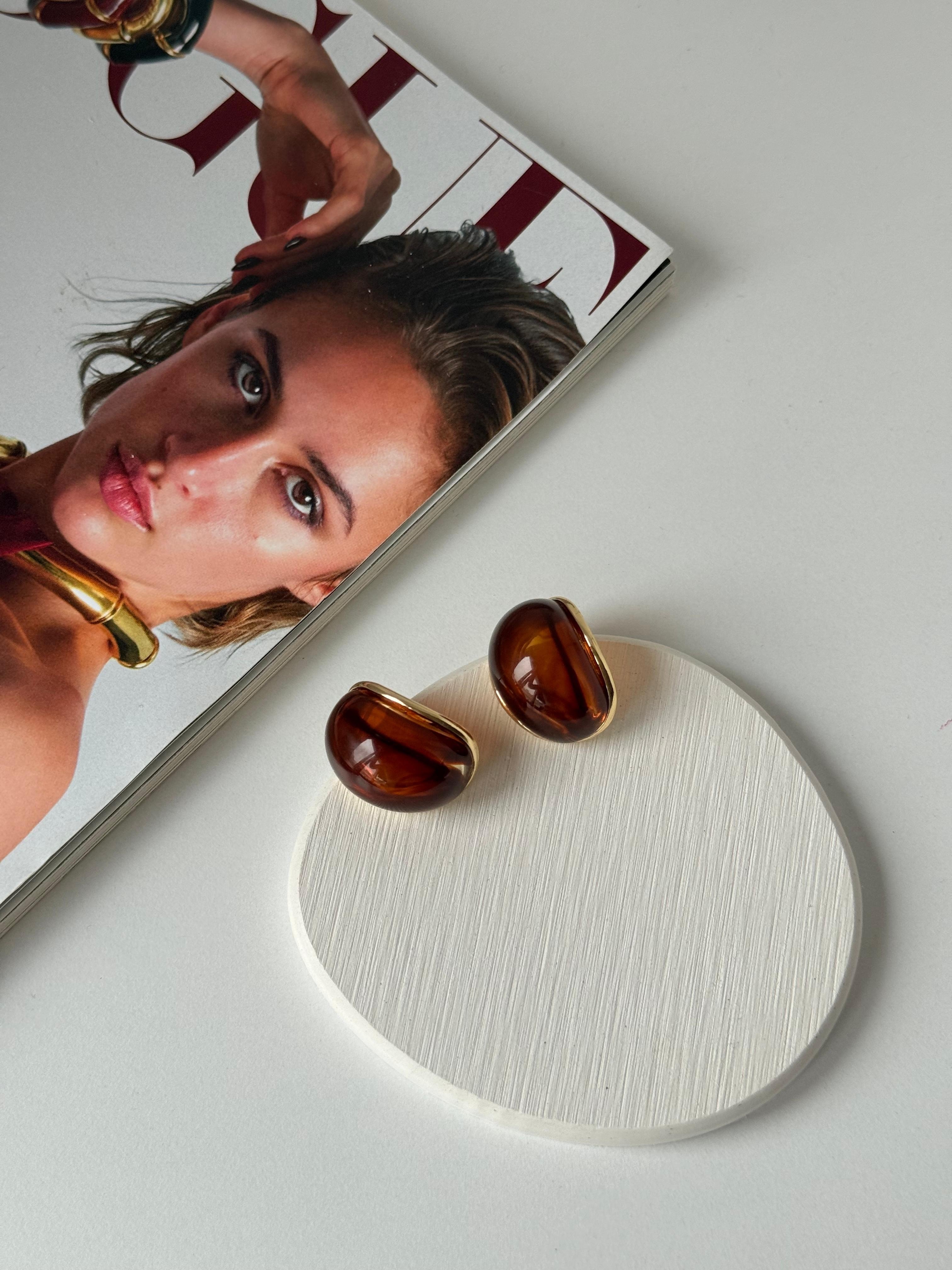 Altın Çerçeveli Kehribar Oval Kadın Küpe