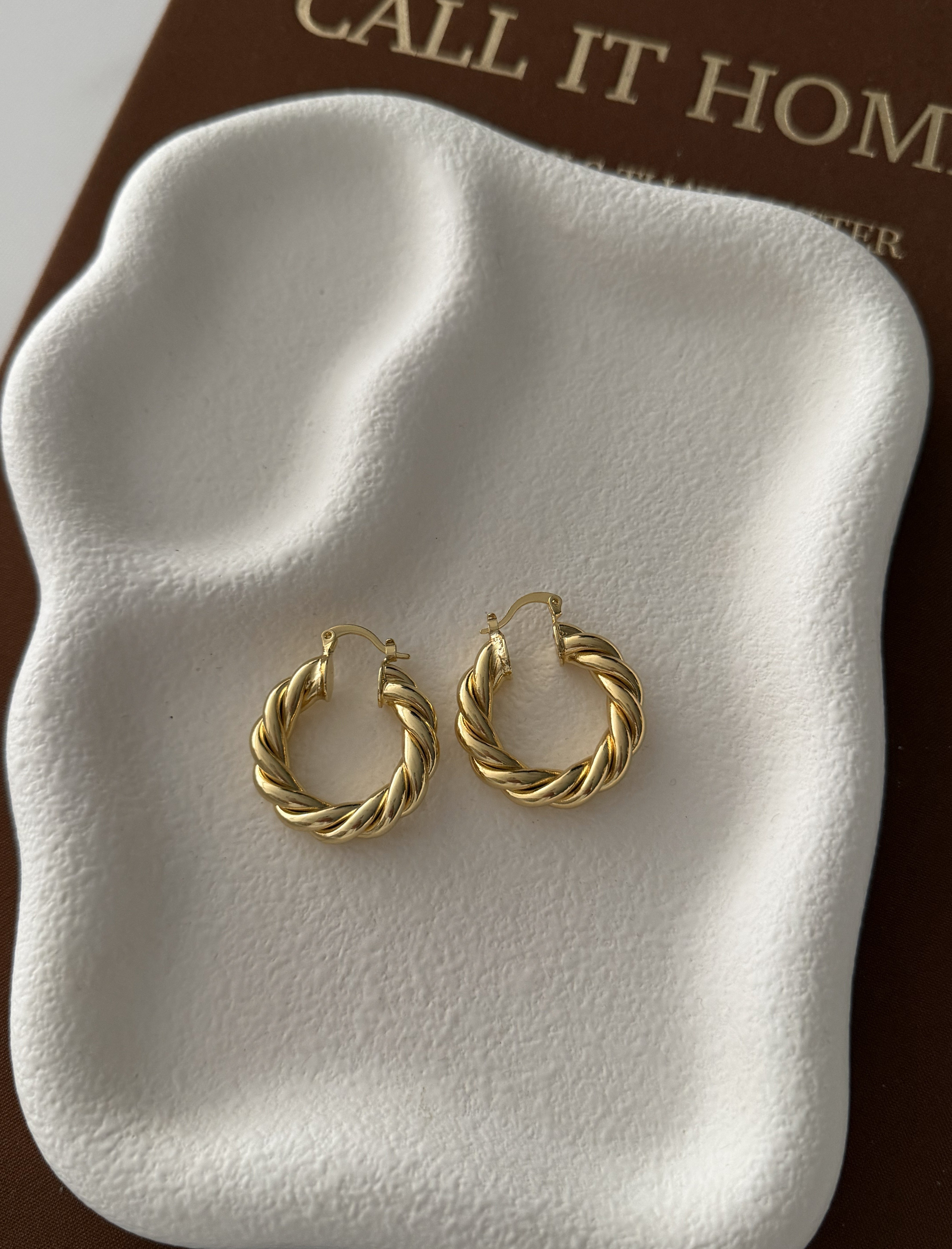 Burgulu Gold Halka Küpe