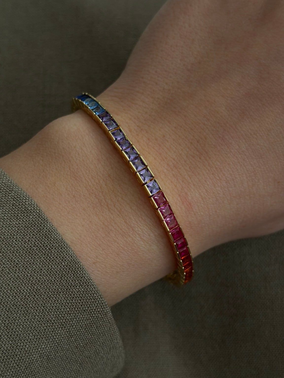 Gökkuşağı Baget Taşlı Su Yolu Bileklik