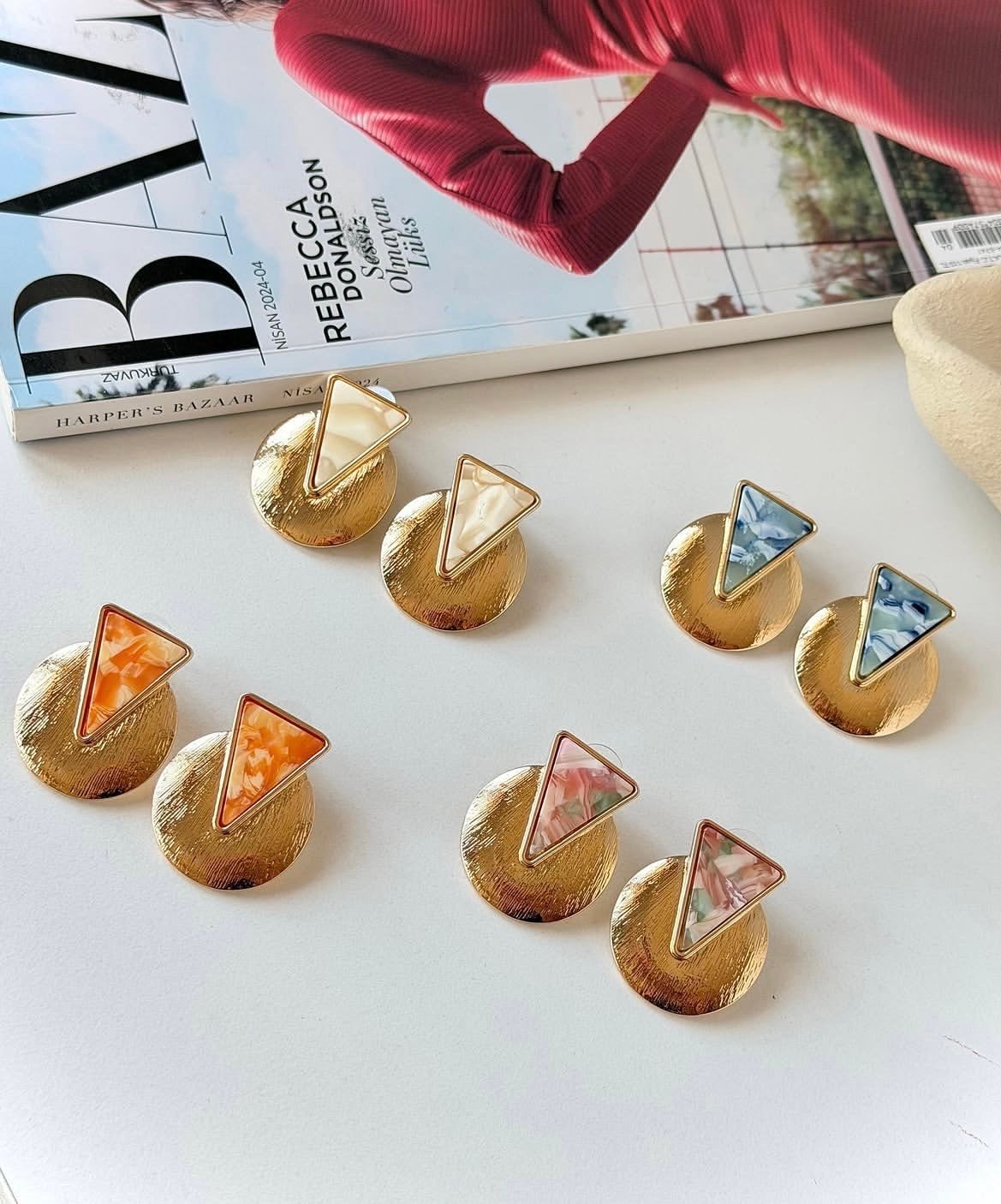 Luna Geometrik Sedef Detaylı Gold Küpe