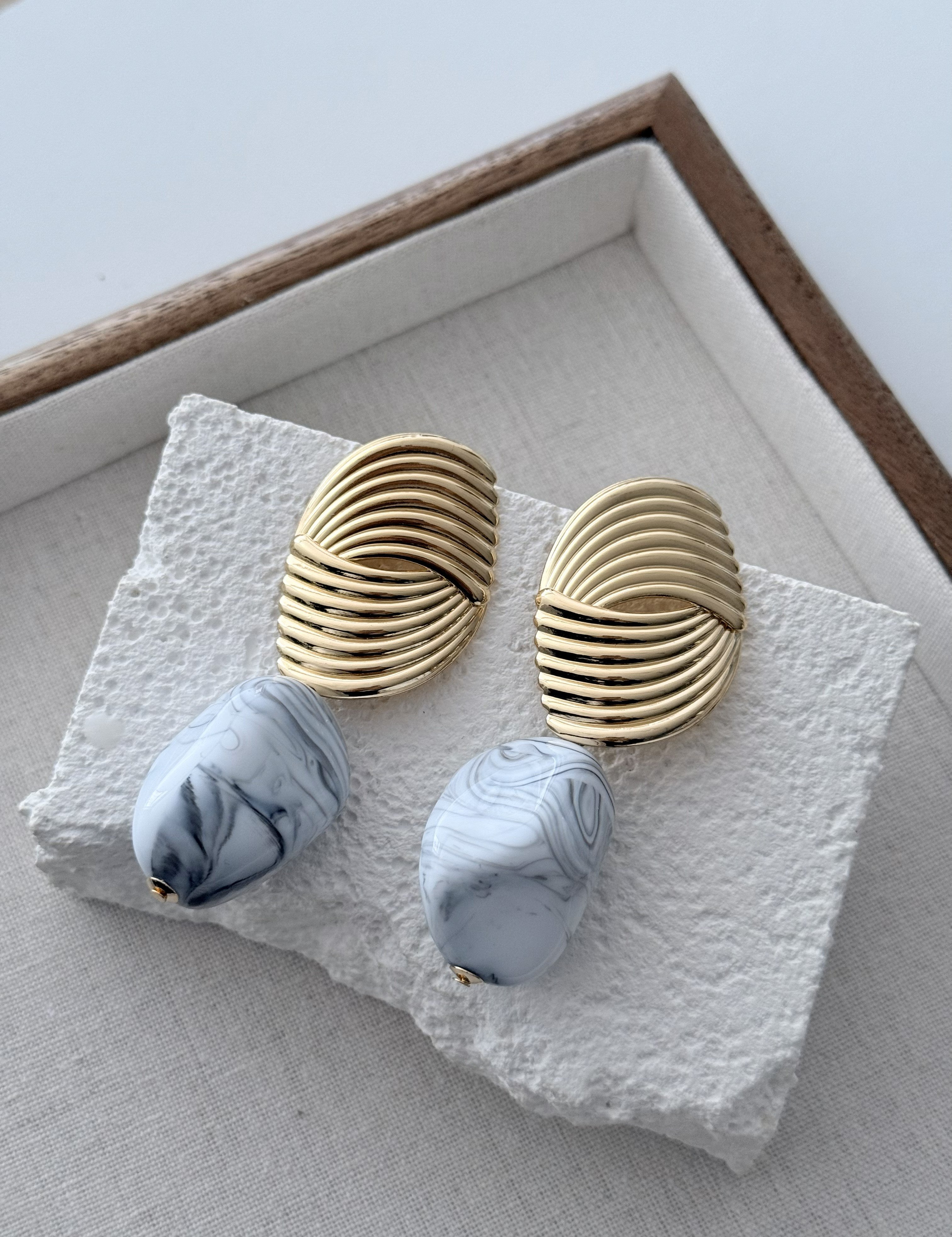 Marble Drop Gold Vintage Küpe