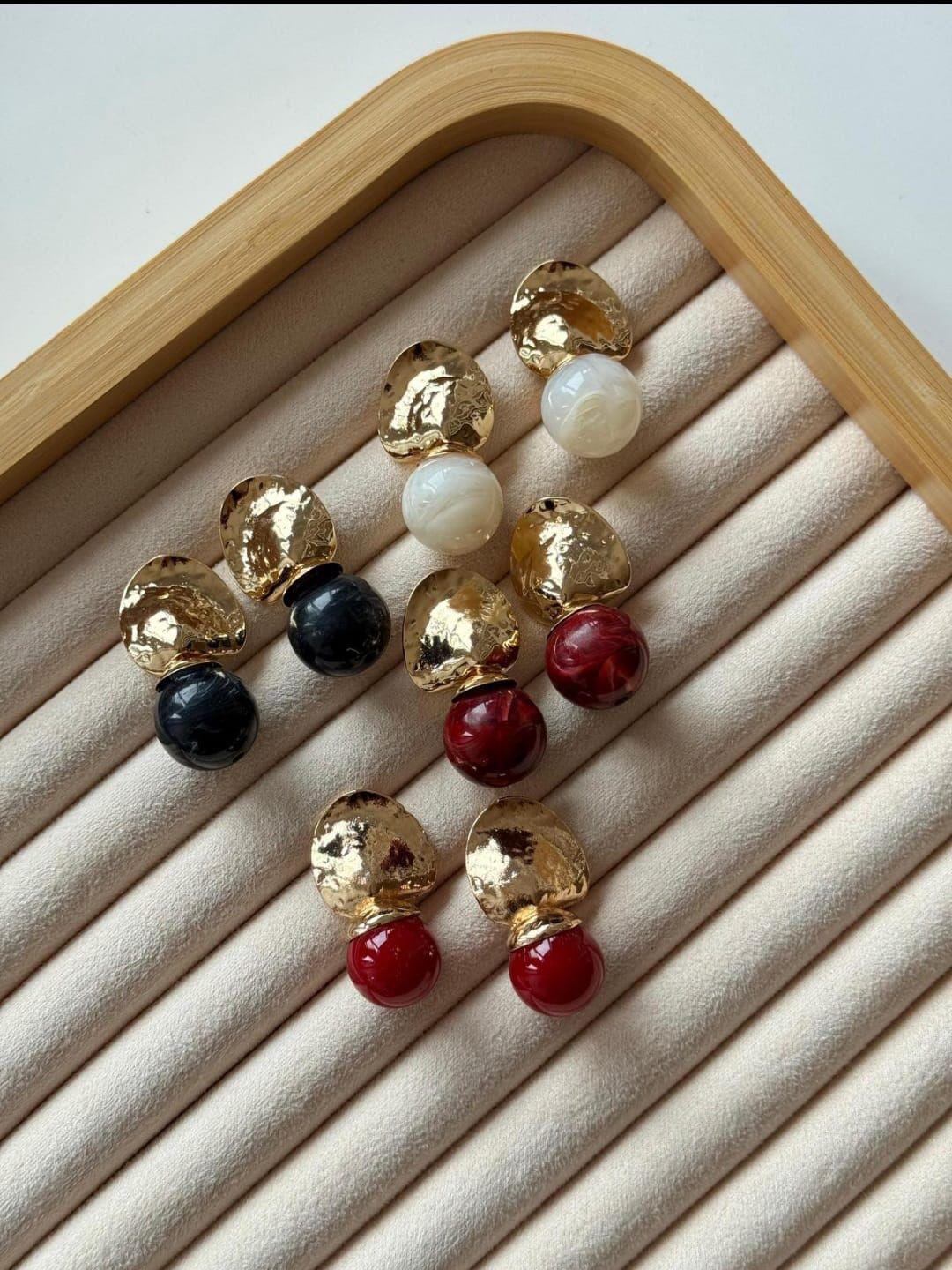 Vintage Dokulu Gold & Taş Küpe