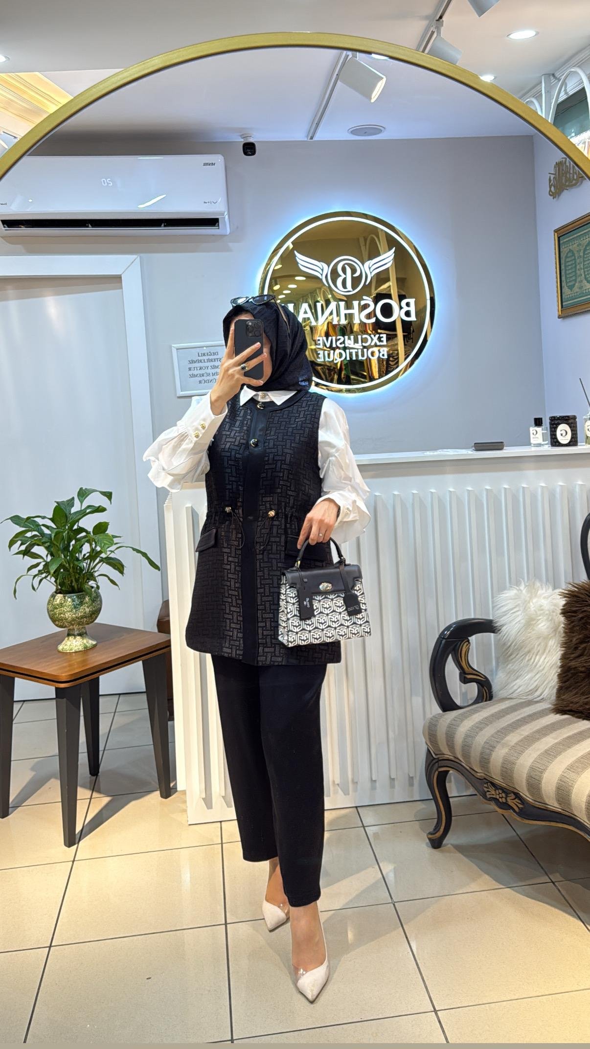 GHİSA YELEKLİ TAKIM