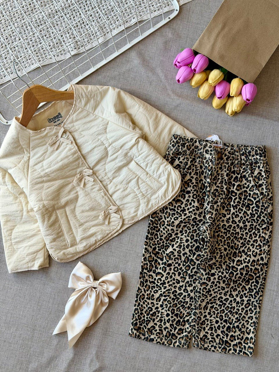 Kız çocuk leopar desenli yumuşak denim pantolon 