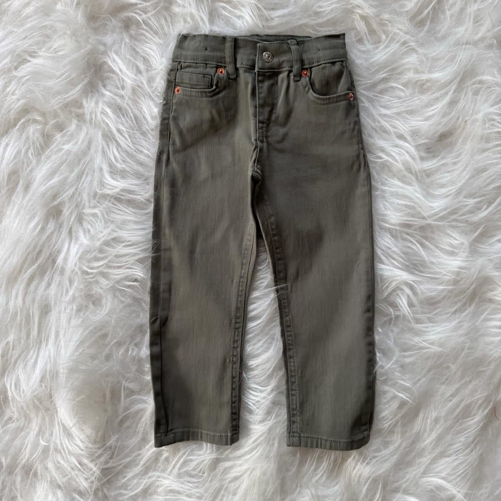 Unisex Model Jean