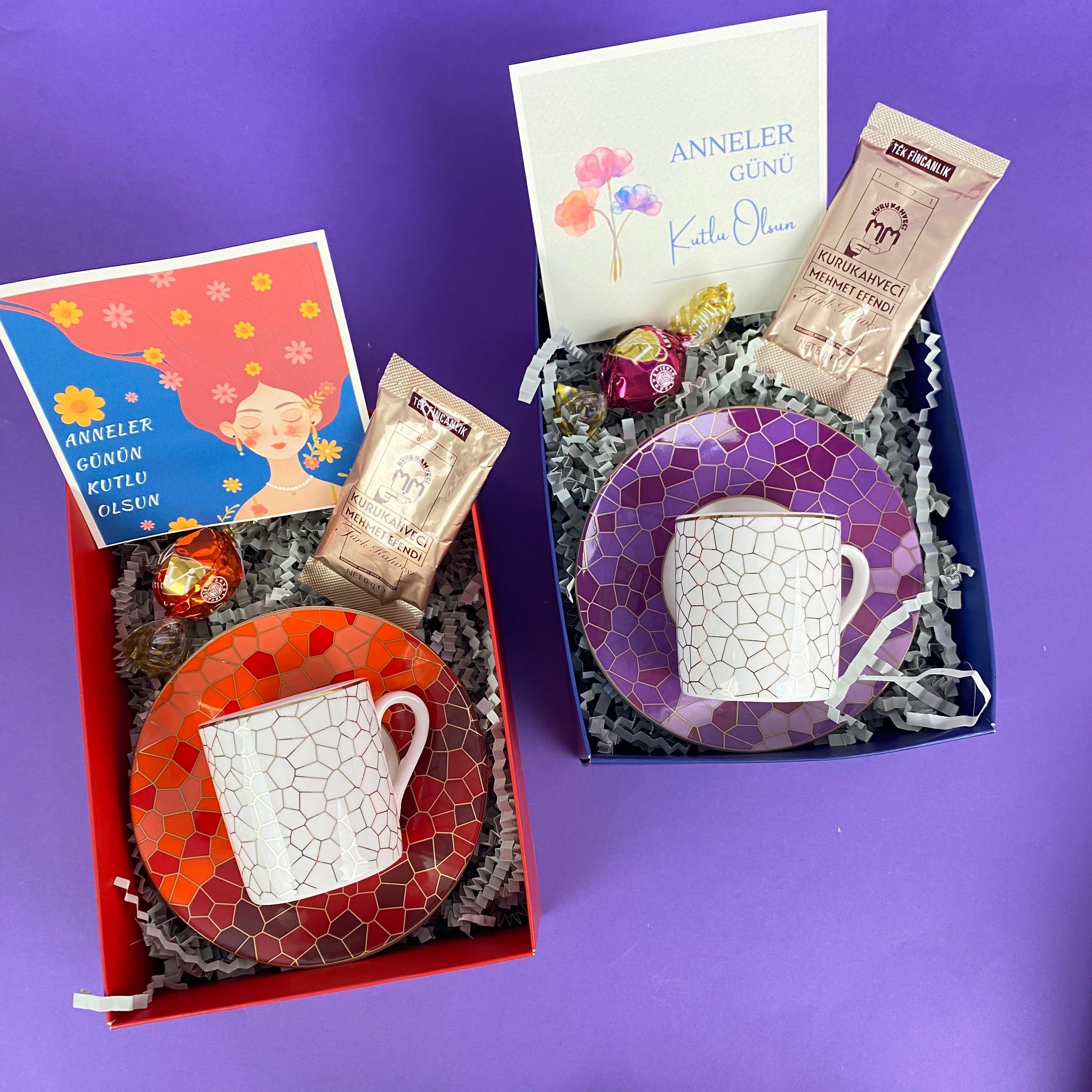 anneler-gunu-mini-turk-kahve-hediye-ku-577a47.jpg